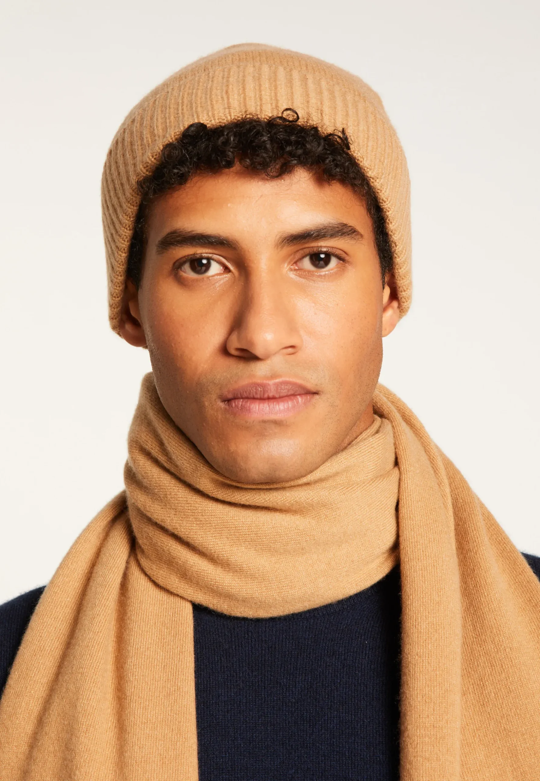 Montagut Accessoires-Bonnet unisexe en cachemire - Lolla 88-Camel