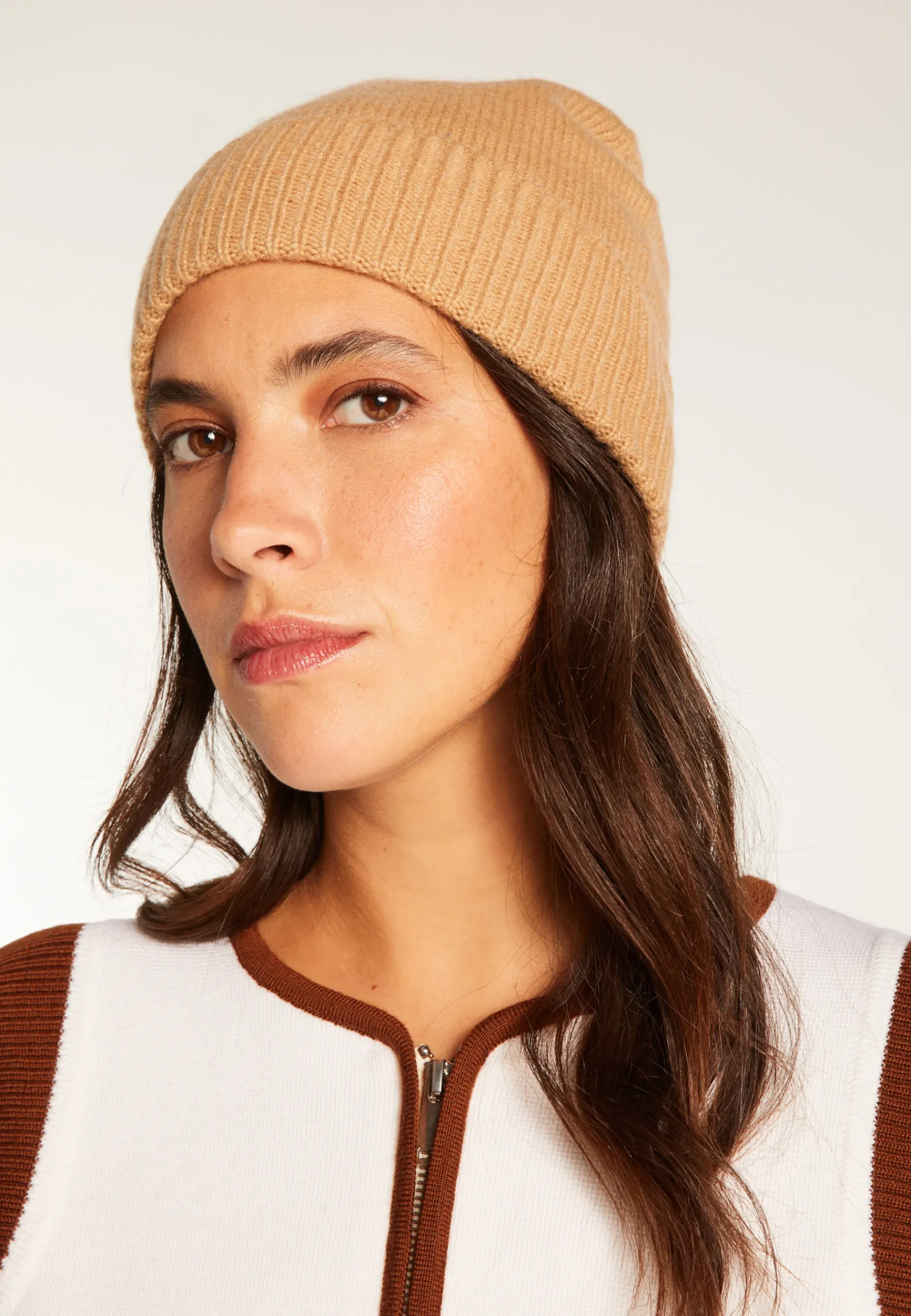 Montagut Accessoires-Bonnet unisexe en cachemire - Lolla 88-Camel