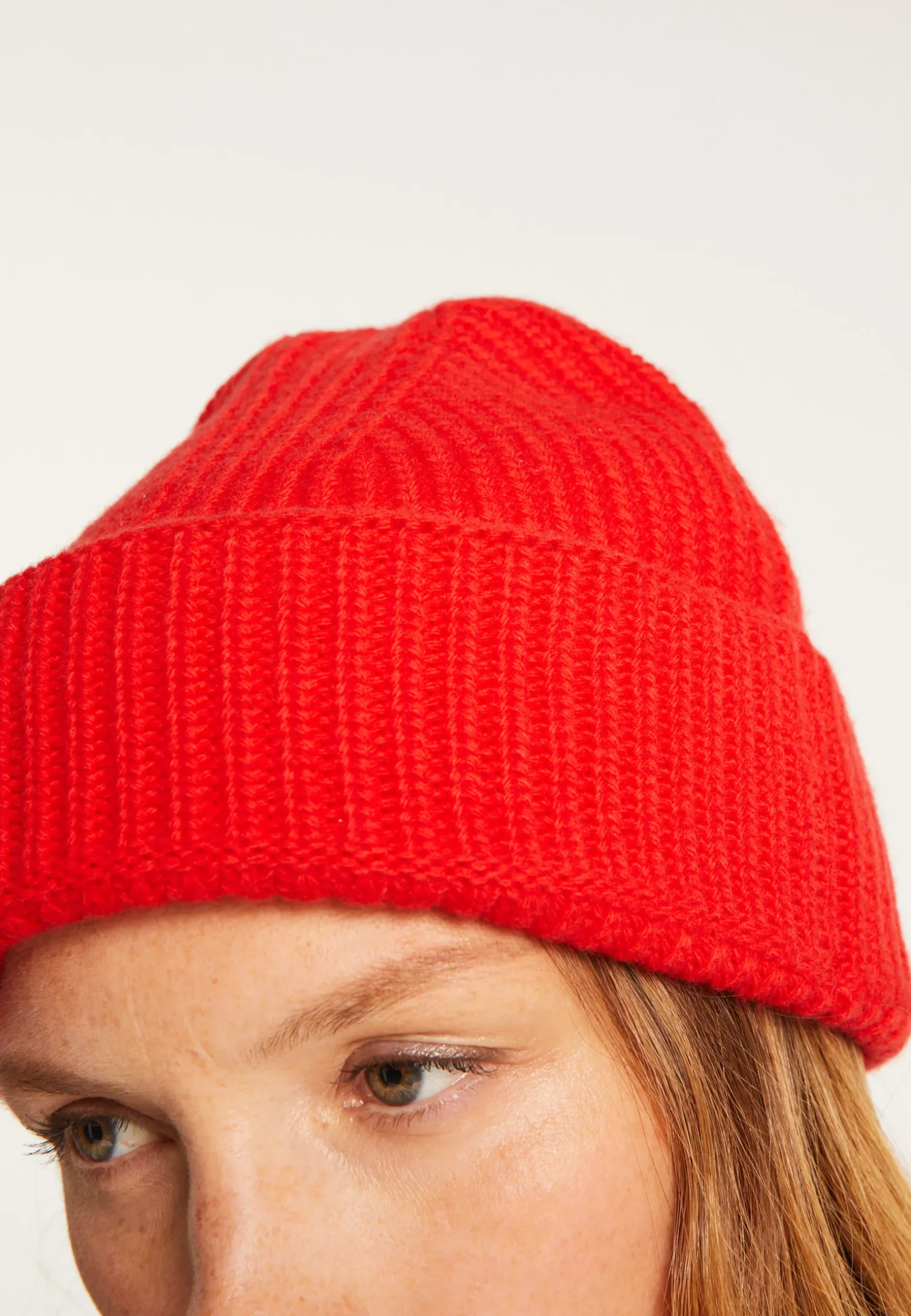Montagut Accessoires-Bonnet unisexe en laine mérinos - Line 52-Rouge