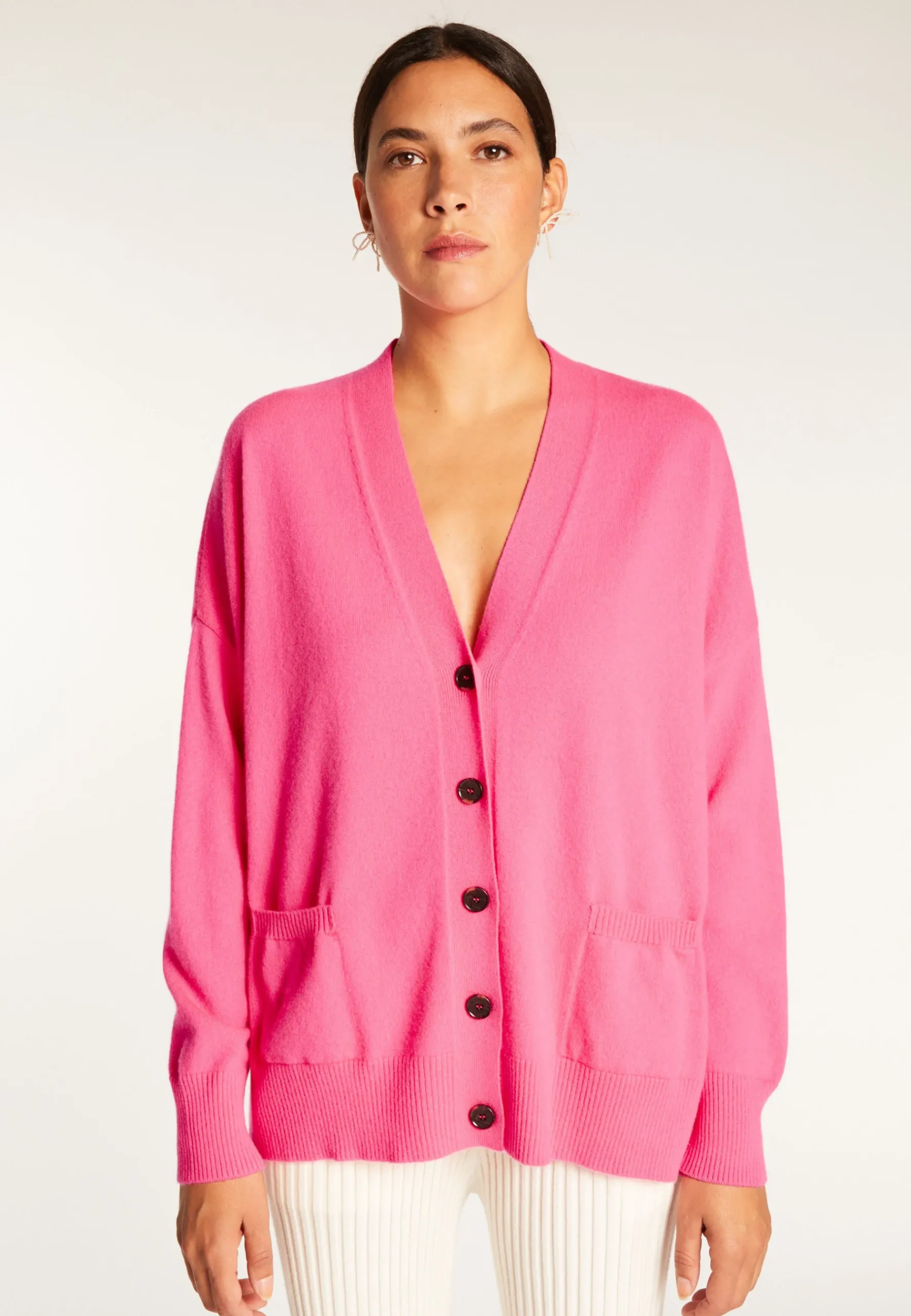 Montagut Les Incontournables-Gilet boutonné en cachemire - Ariel 91-Fuchsia