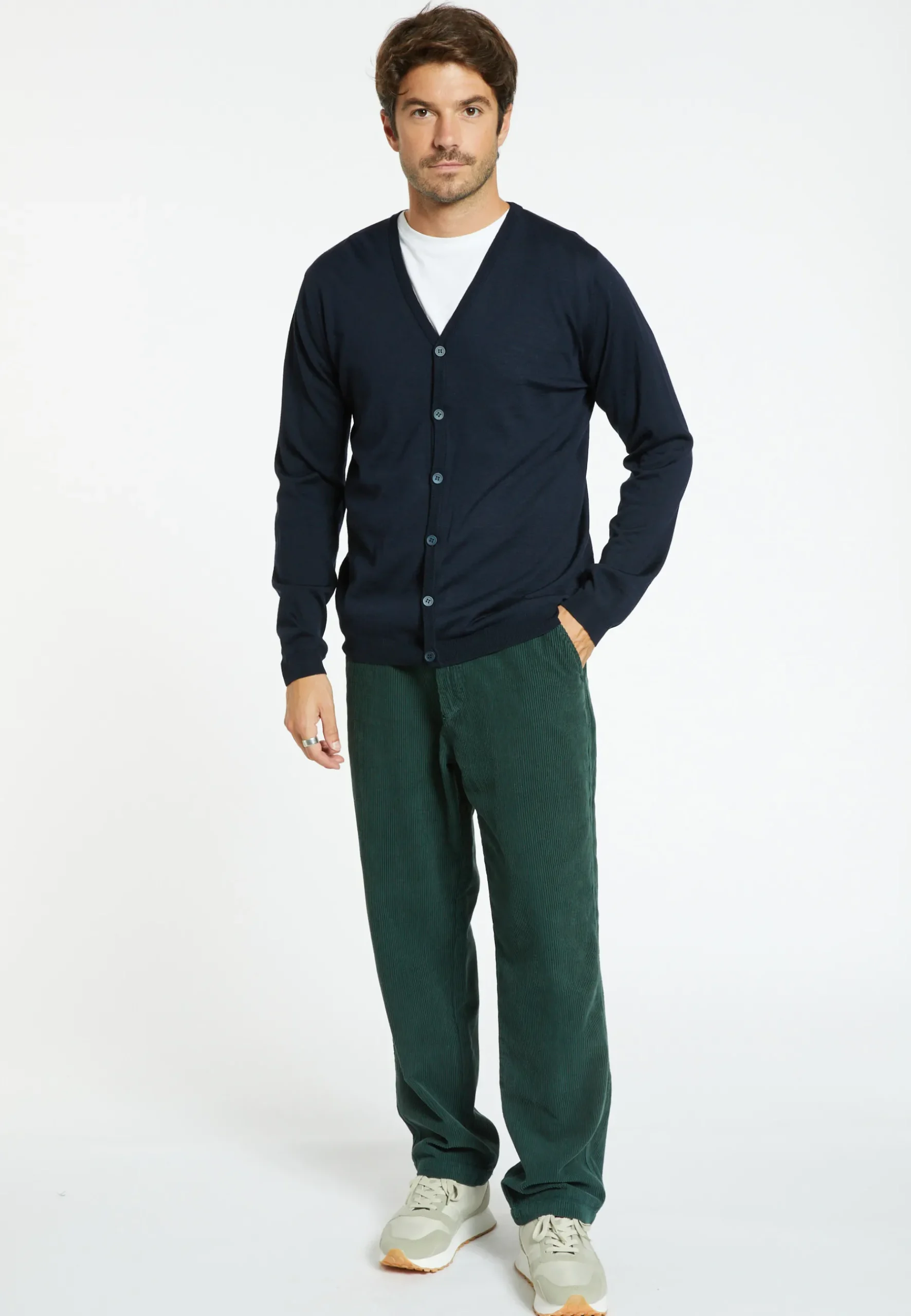 Montagut Vestes Et Cardigans-Gilet en laine mérinos - Falco 05-Bleu marine