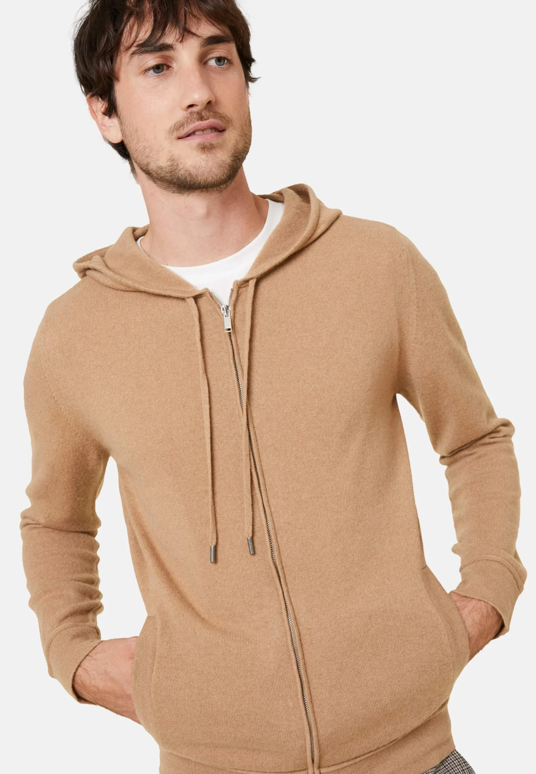 Montagut Vestes Et Cardigans-Gilet zippé à capuche en cachemire 2 fils - Emilien 88-Camel