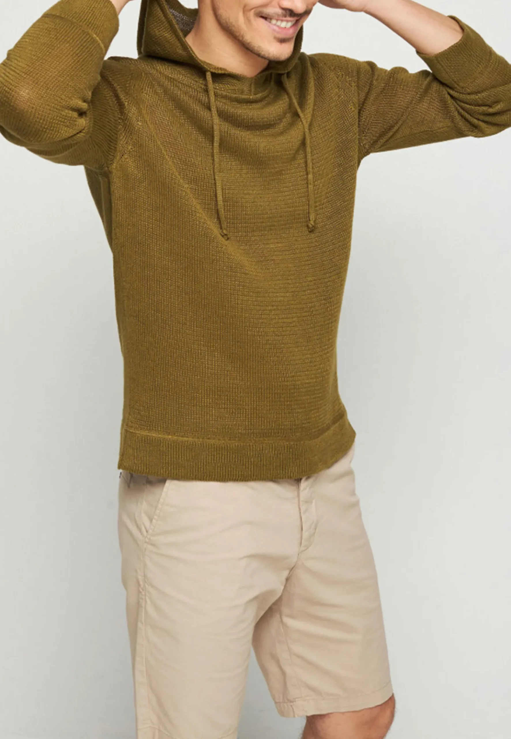 Montagut Pulls-Hoodie ras du cou en lin - Russell 83-Kaki