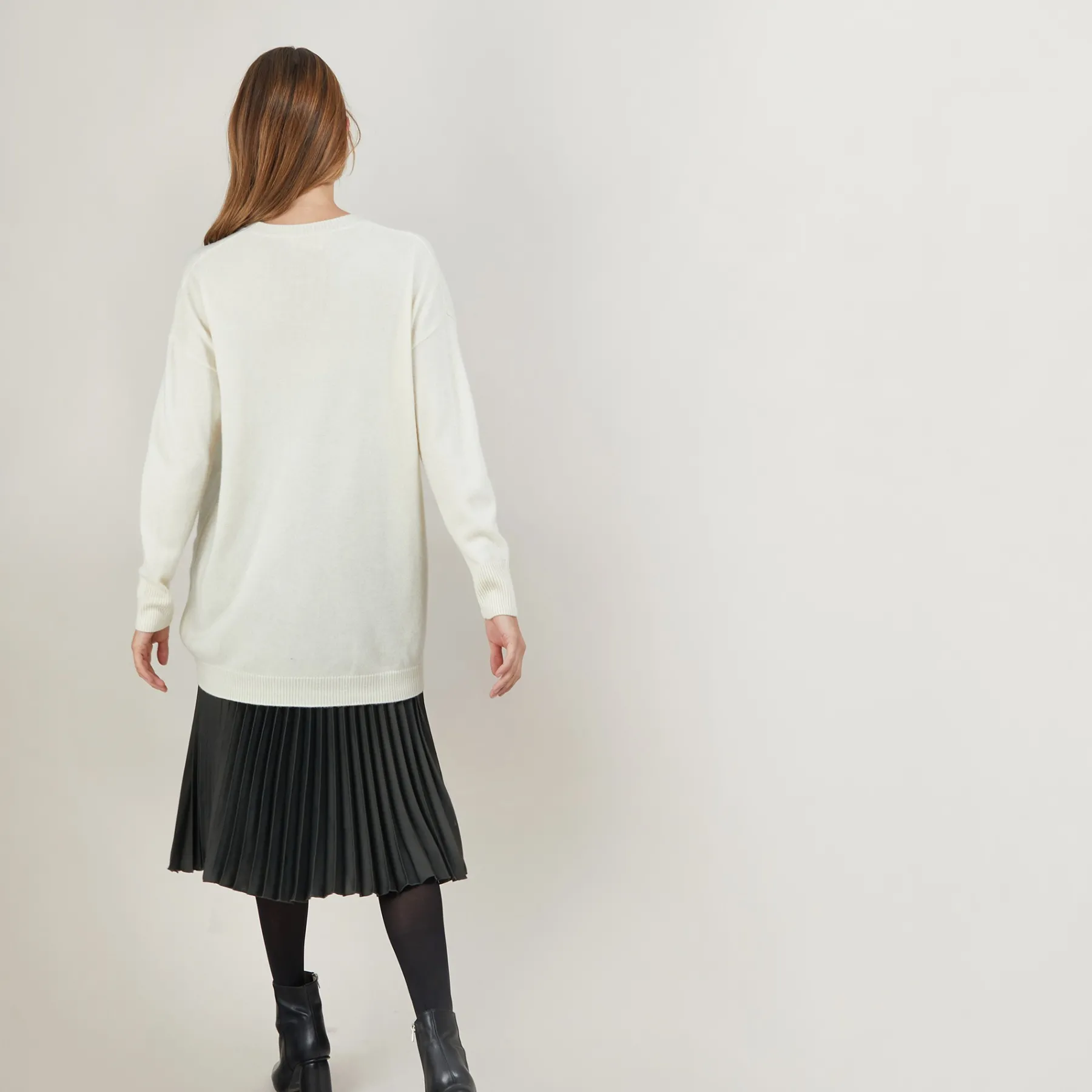 Montagut Les Incontournables-Long cardigan à poches en cachemire - Blush 82-Ecru