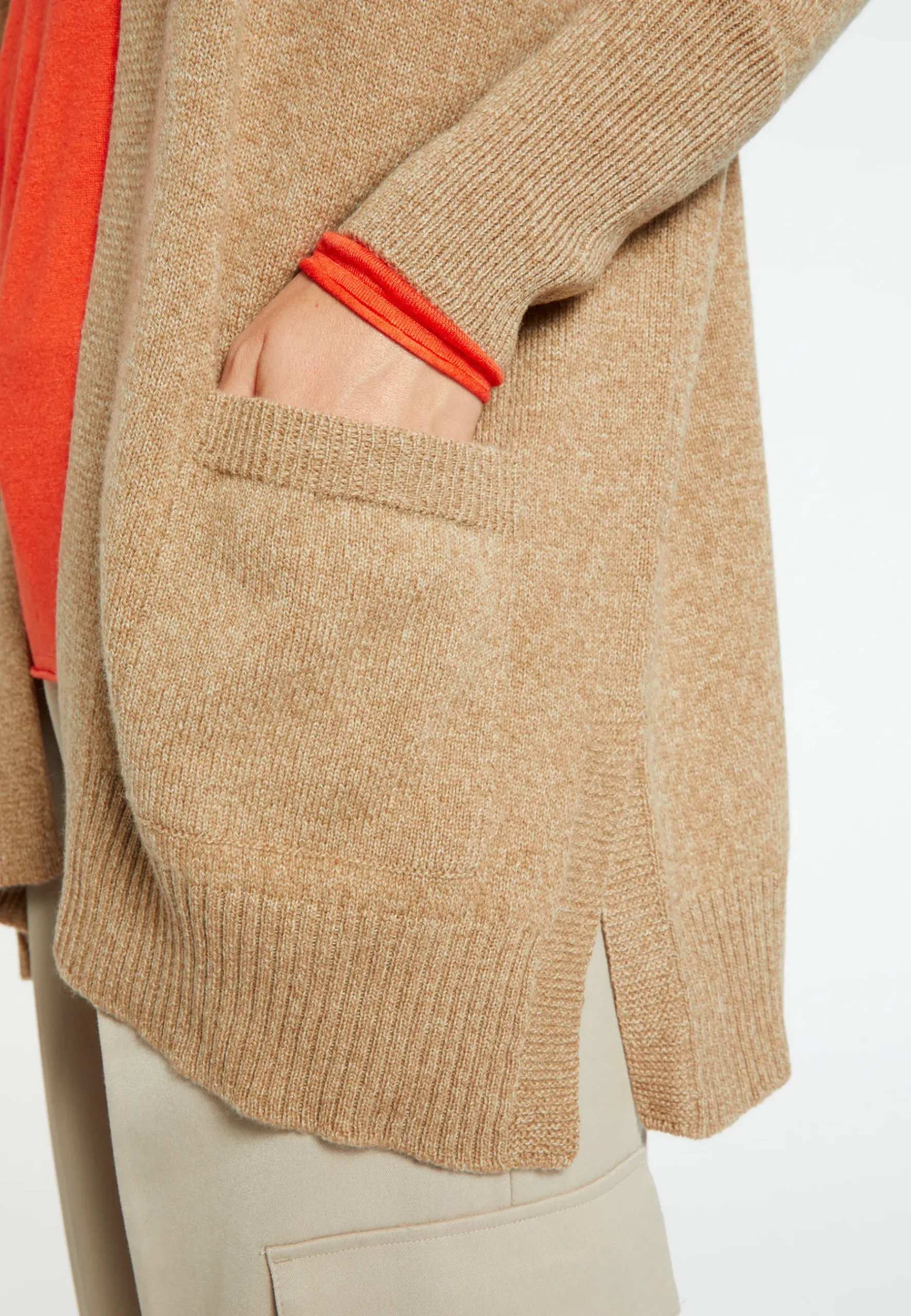 Montagut Vestes Et Cardigans-Long gilet laine et cachemire - Cabery 88-Camel