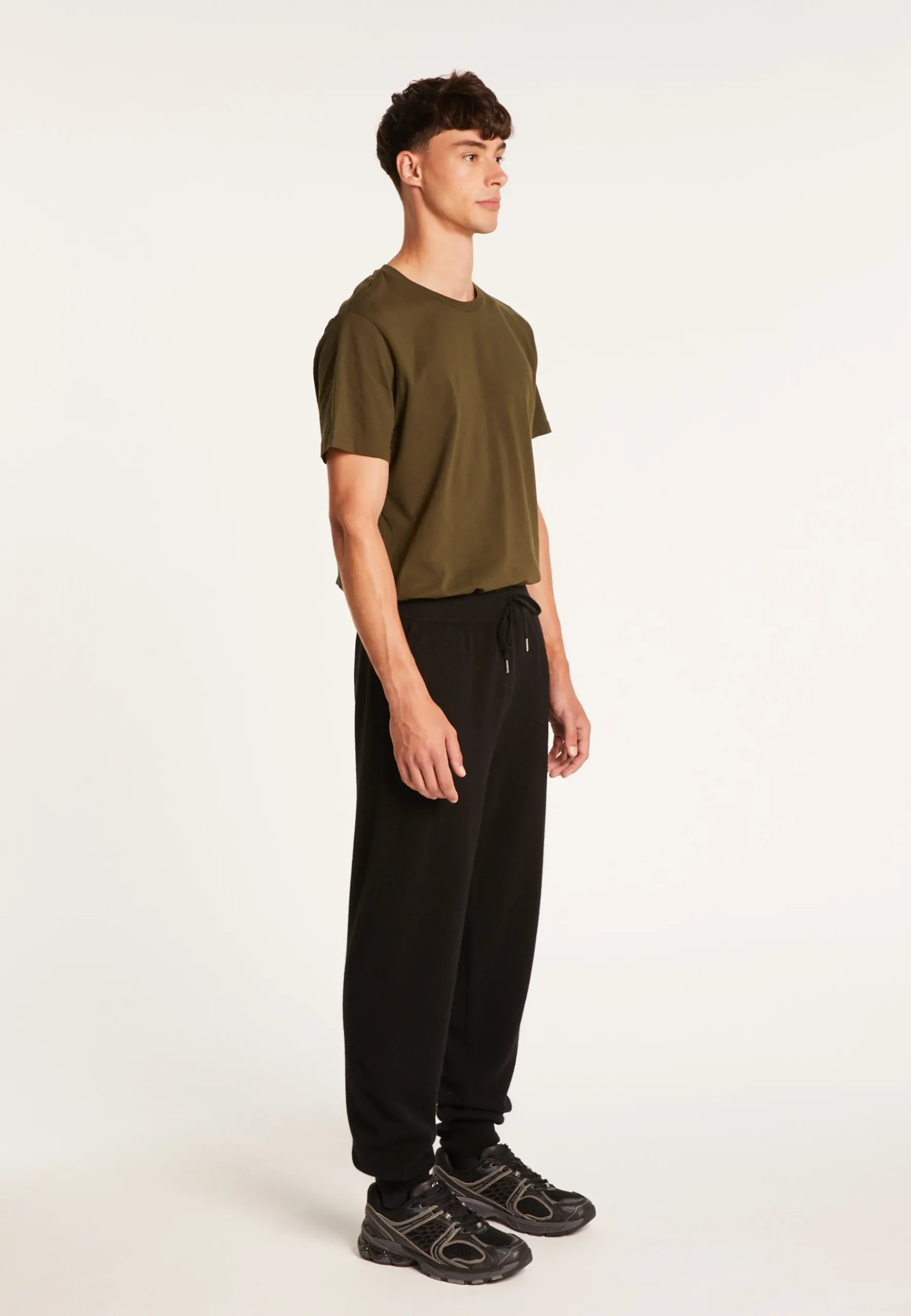 Montagut Pantalons Et Shorts-Pantalon en cachemire - Omer 01-Noir