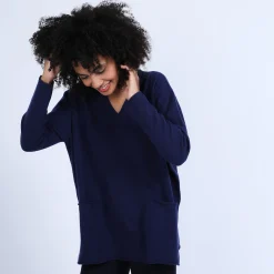 Montagut Les Incontournables-Pull ample col V en cachemire - Olyvia 75-Bleu nuit
