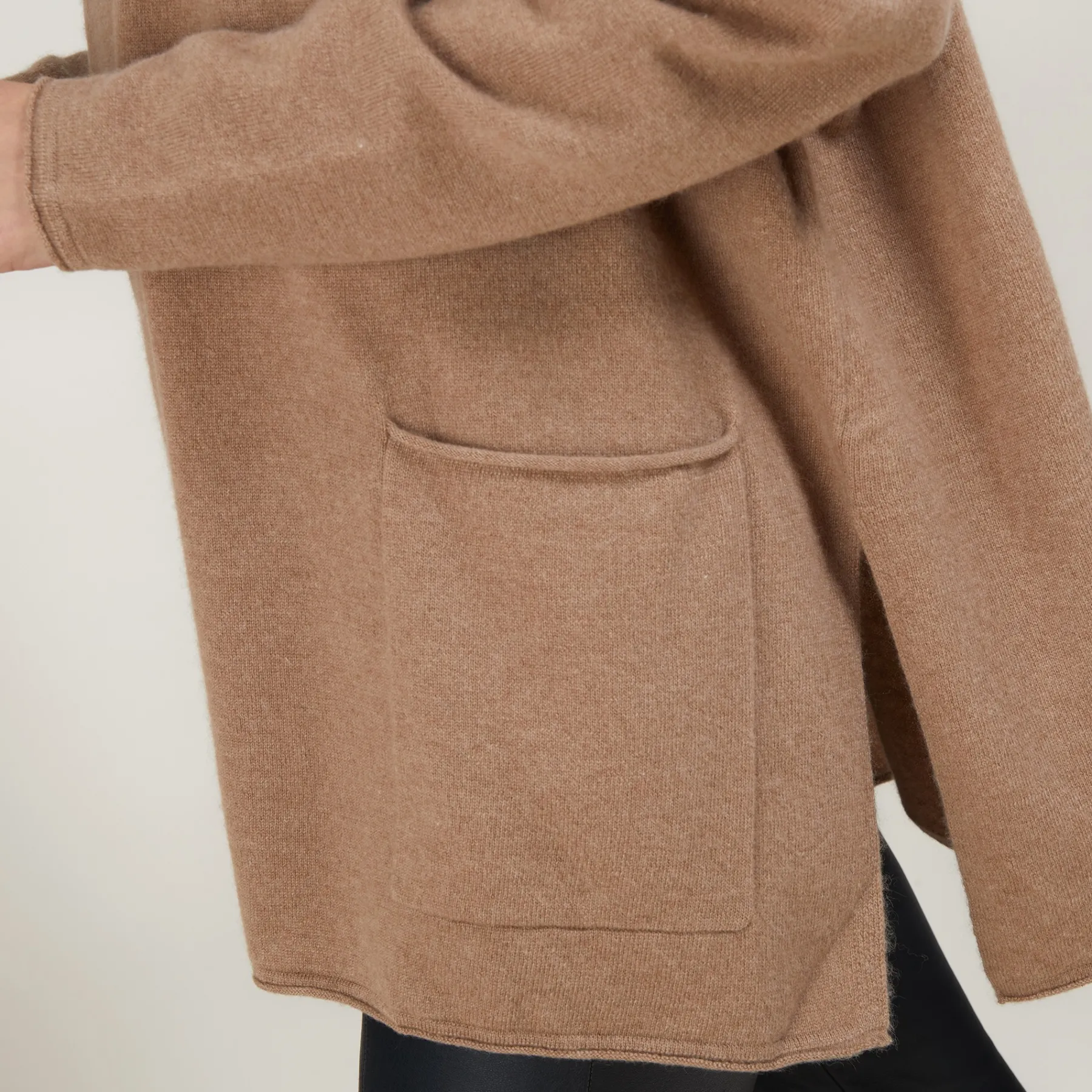 Montagut Les Incontournables-Pull ample col V en cachemire - Belinda 46-Marron clair