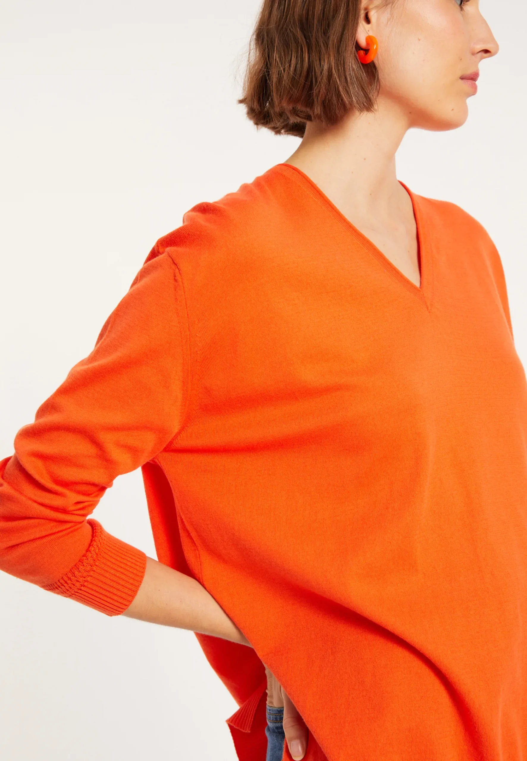 Montagut Pulls-Pull ample col V en coton - Meve 15-Orange