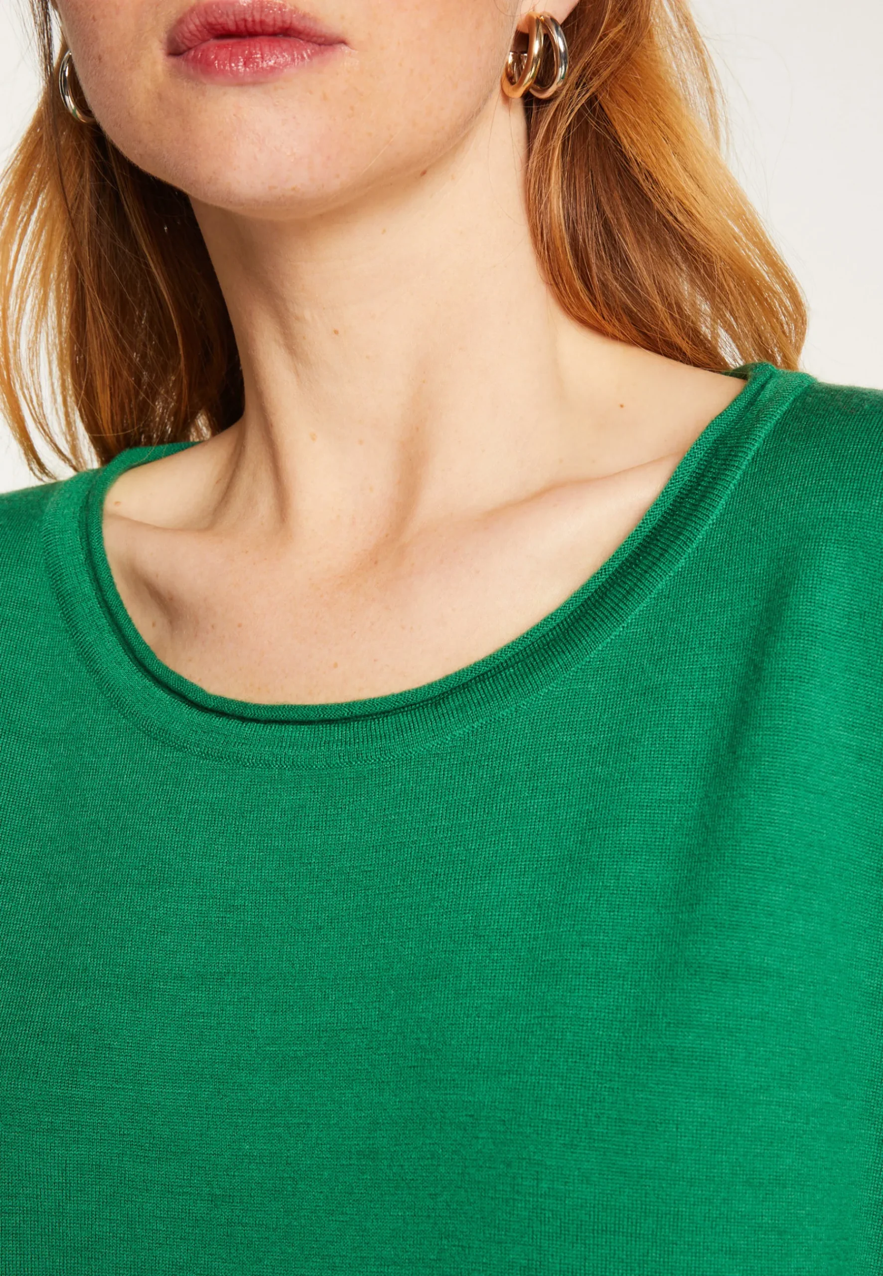 Montagut Les Incontournables-Pull ample fin en laine mérinos - Azel 22-Vert moyen