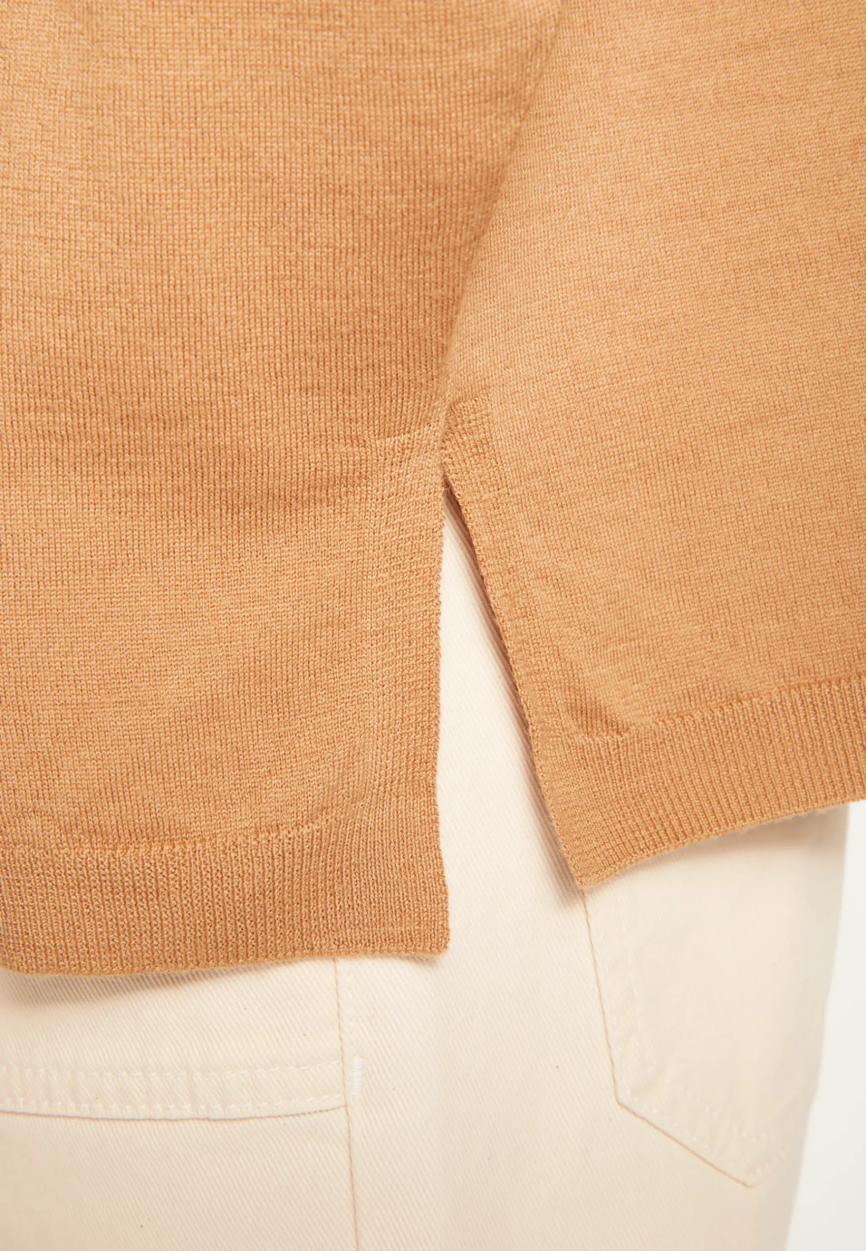 Montagut Pulls | Les Incontournables-Pull ample fin en laine mérinos - Azel 88-Camel