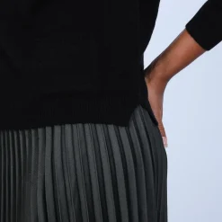 Montagut Les Incontournables-Pull col bateau en cachemire - Bal 01-Noir