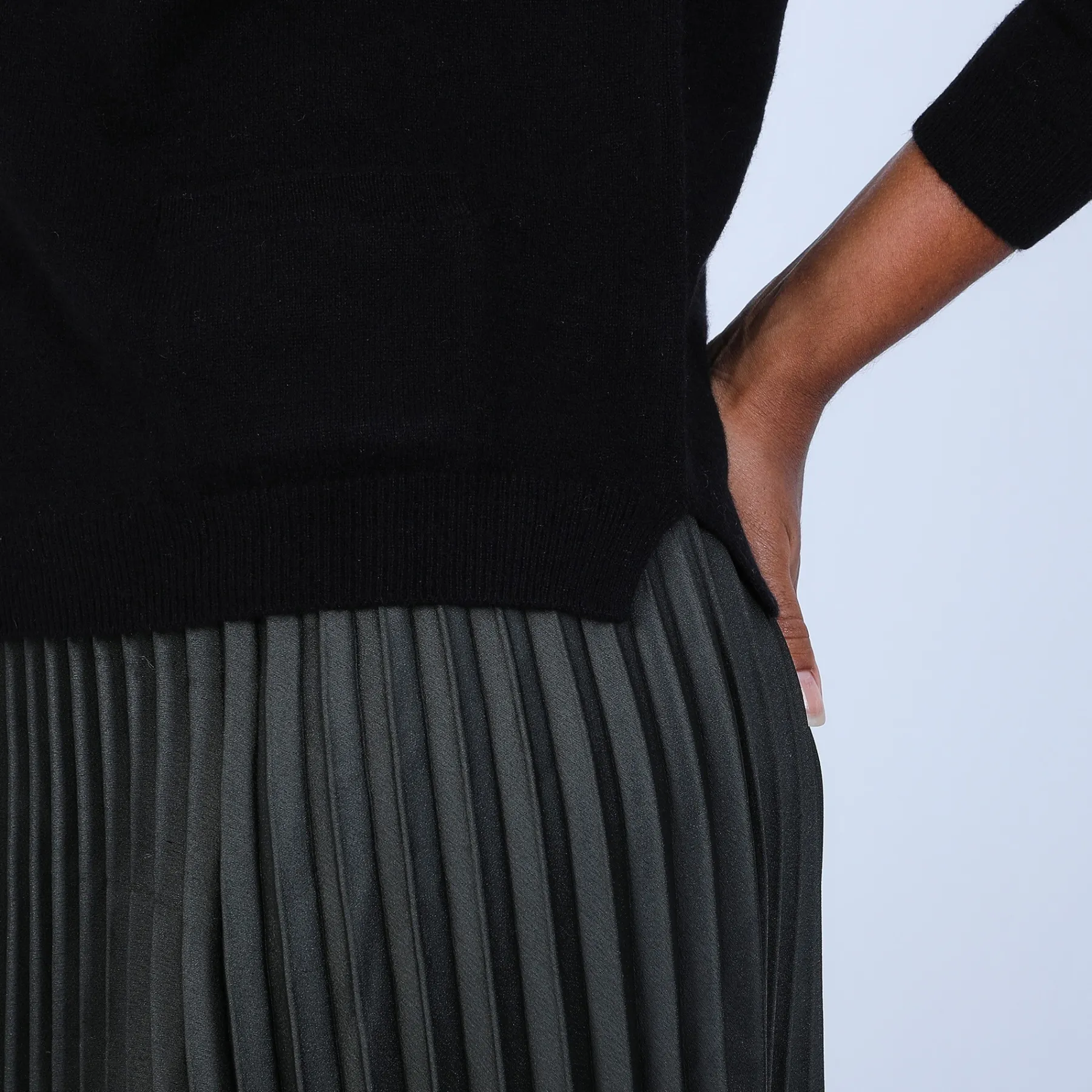 Montagut Les Incontournables-Pull col bateau en cachemire - Bal 01-Noir