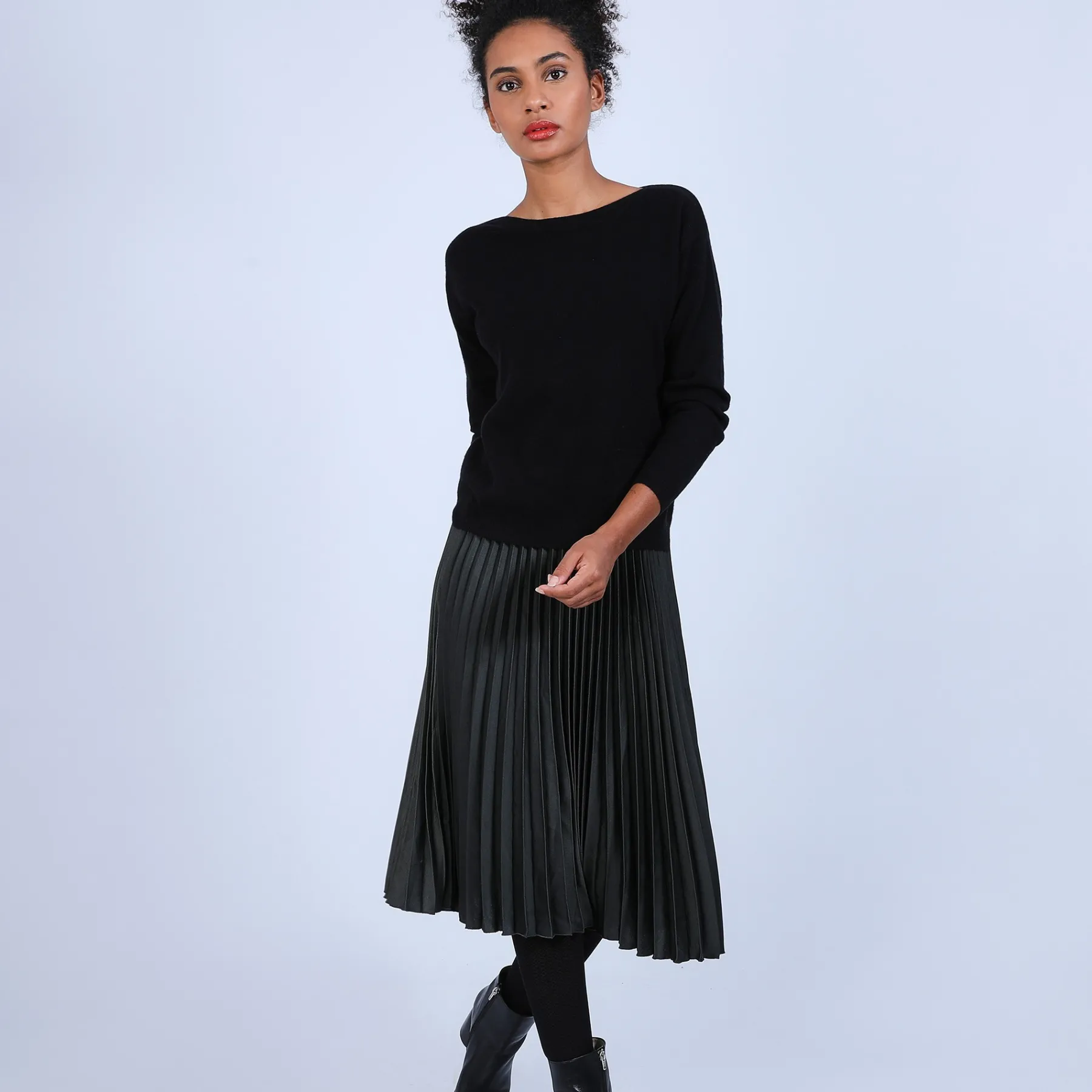 Montagut Les Incontournables-Pull col bateau en cachemire - Bal 01-Noir