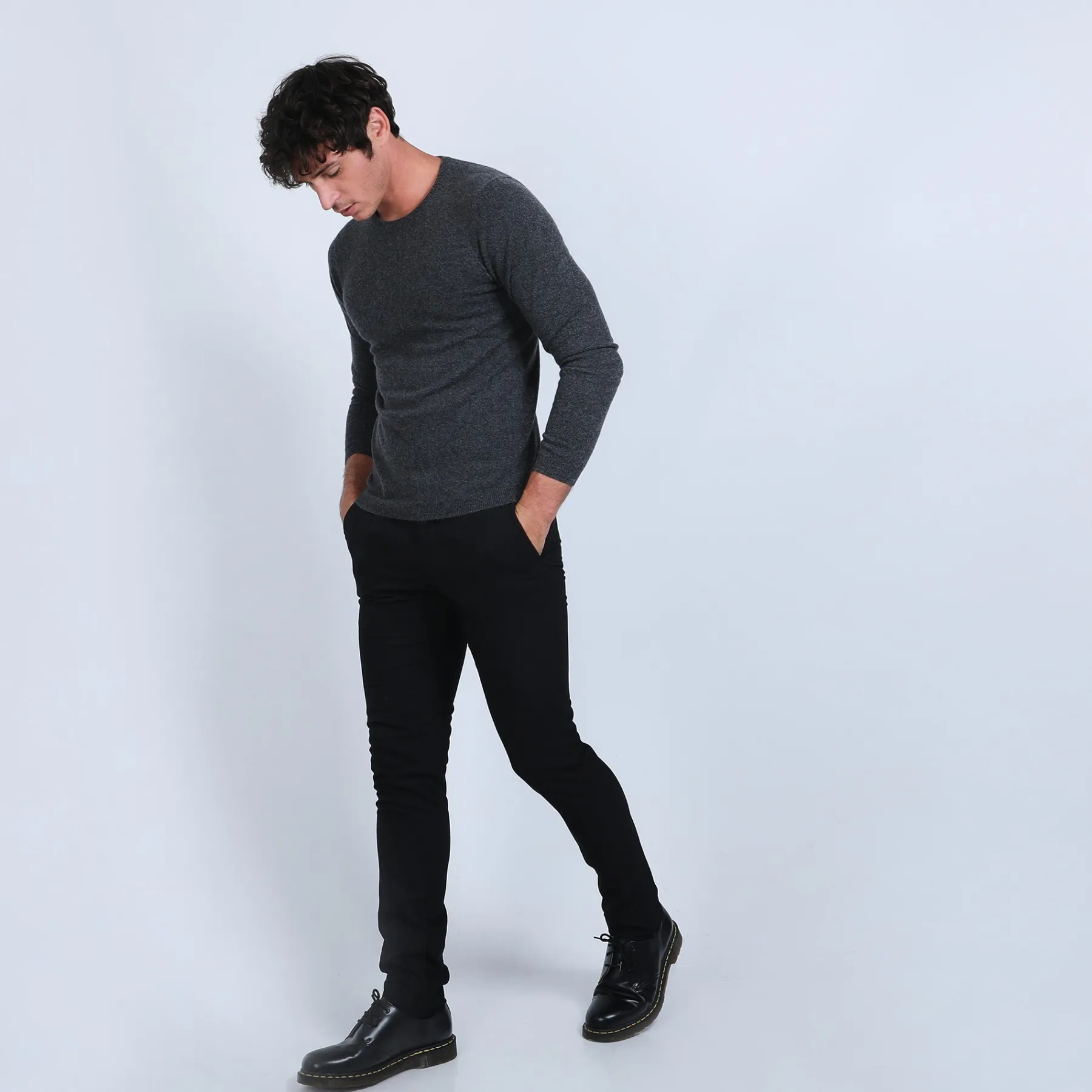 Montagut Pulls-Pull col rond en cachemire - Evain 10-Gris foncé