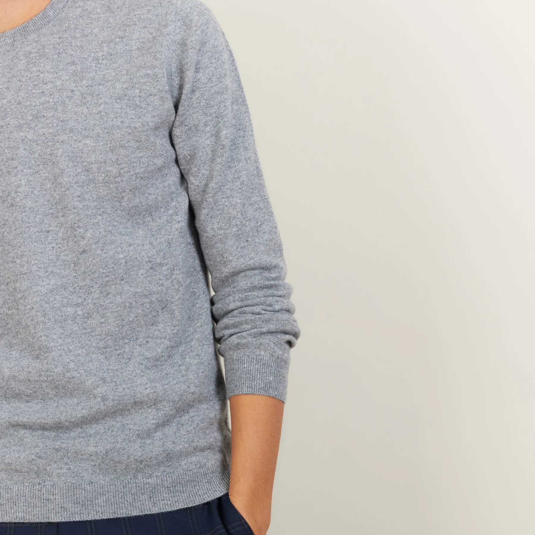 Montagut Pulls-Pull col rond en cachemire - Evain 09-Gris moyen
