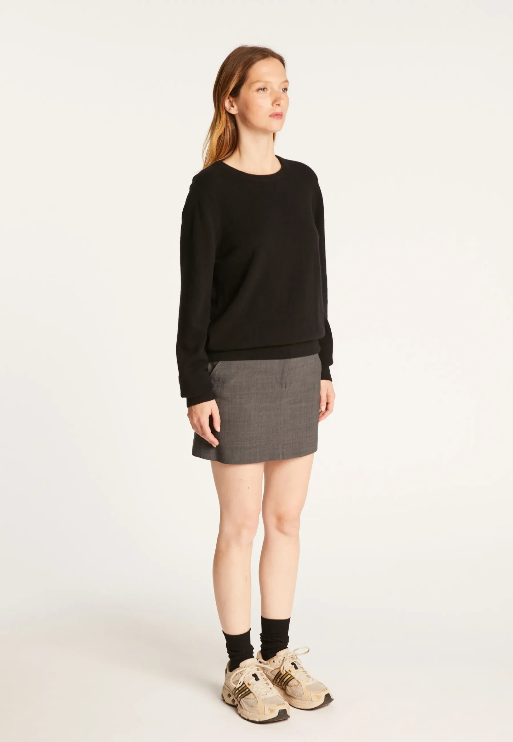 Montagut Les Incontournables-Pull col rond en cachemire - Abeline 01-Noir