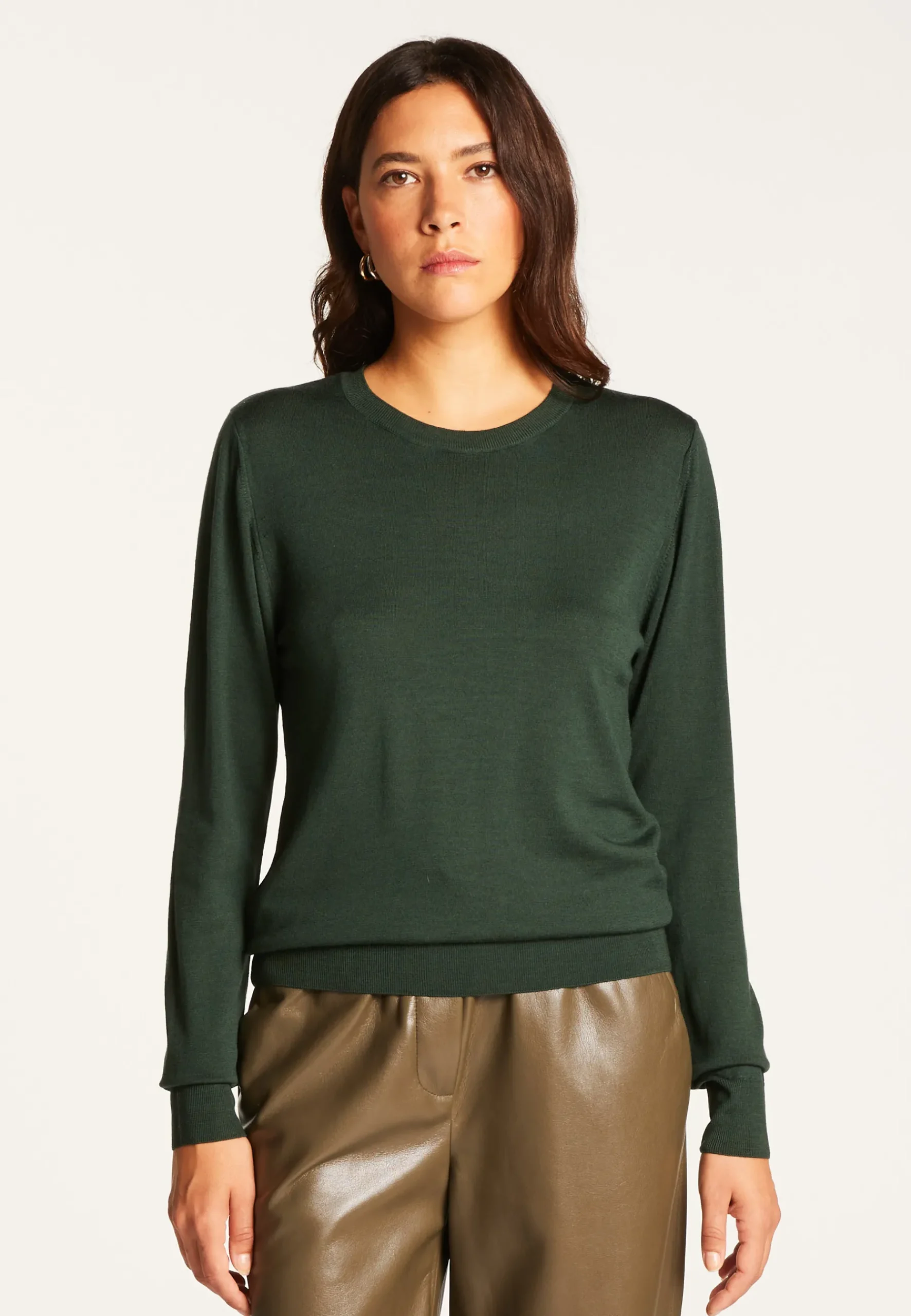 Montagut Les Incontournables-Pull col rond laine mérinos - Asena 21-Vert foncé
