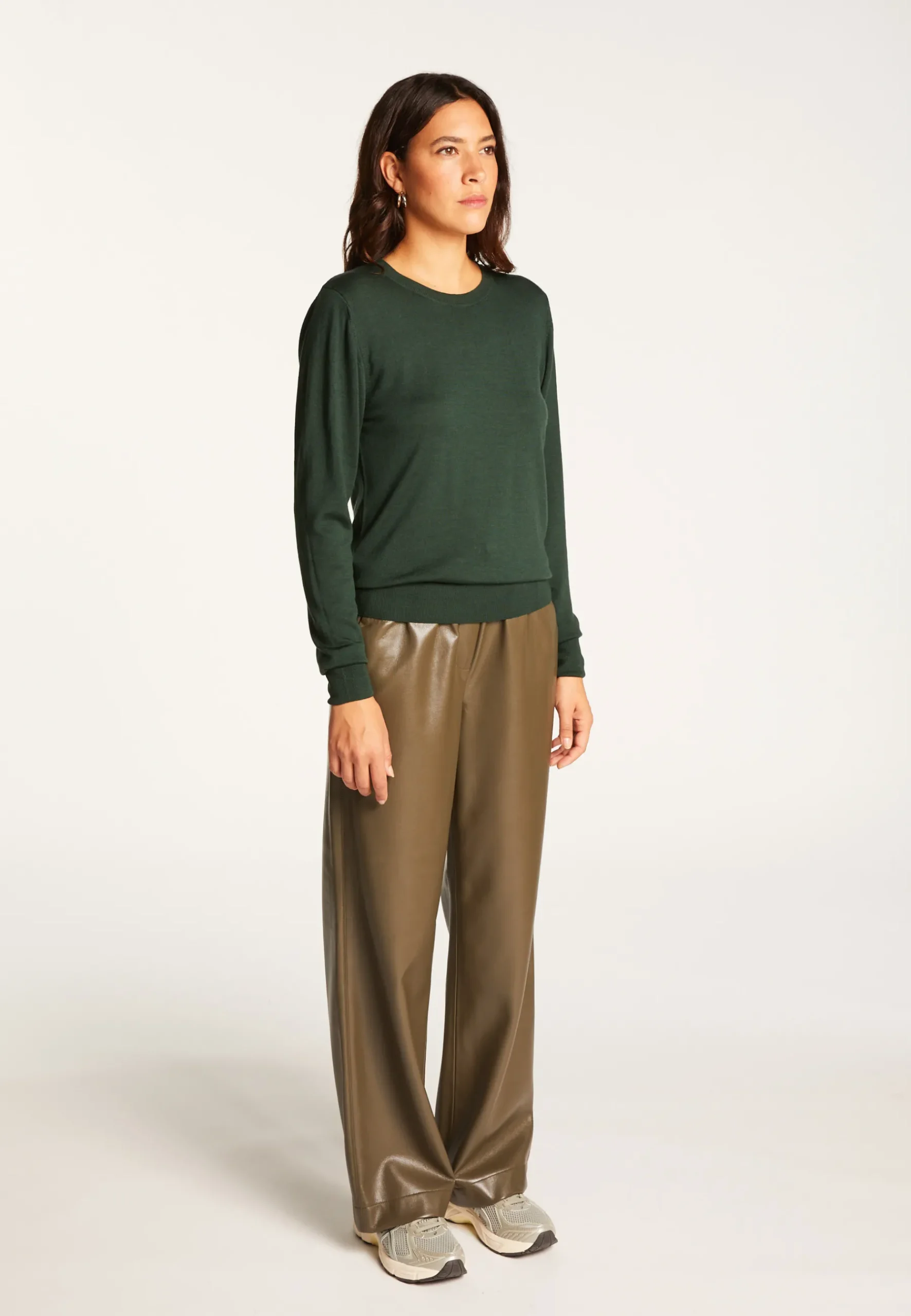 Montagut Les Incontournables-Pull col rond laine mérinos - Asena 21-Vert foncé