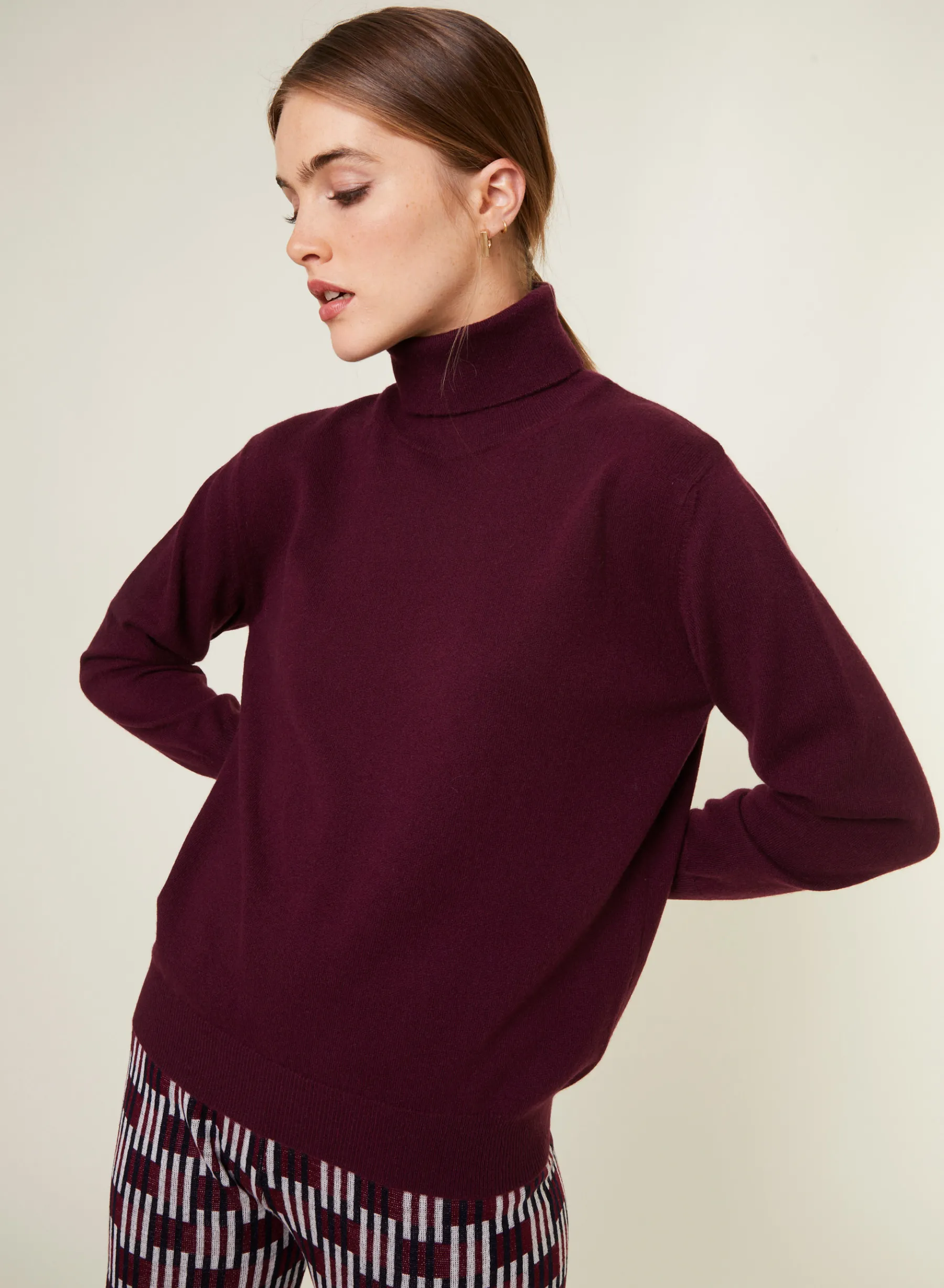 Montagut Les Incontournables-Pull col roulé en cachemire - Anabelle 18-Violet foncé