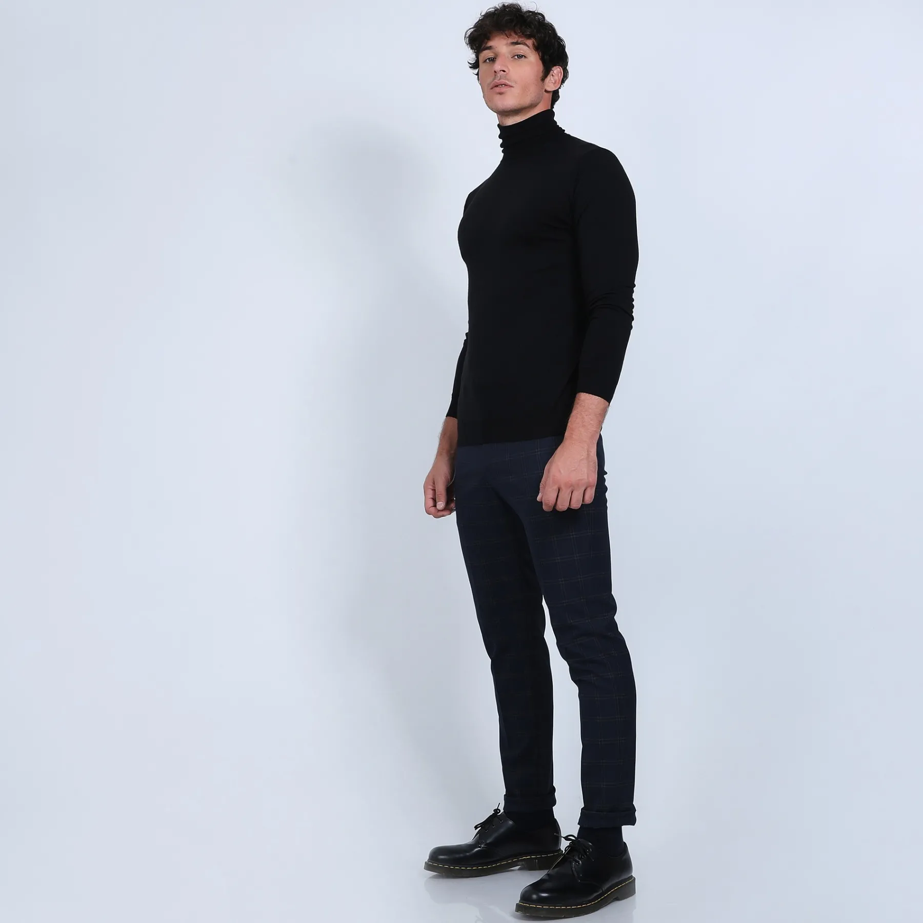 Montagut Pulls-Pull col roulé en laine mérinos - Enzo 01-Noir