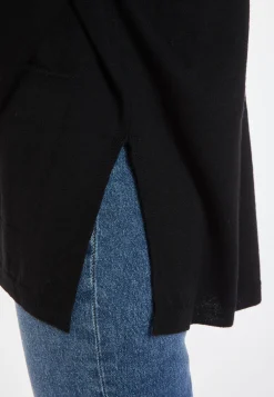 Montagut Les Incontournables-Pull col V à poches laine mérinos - Albertine 01-Noir