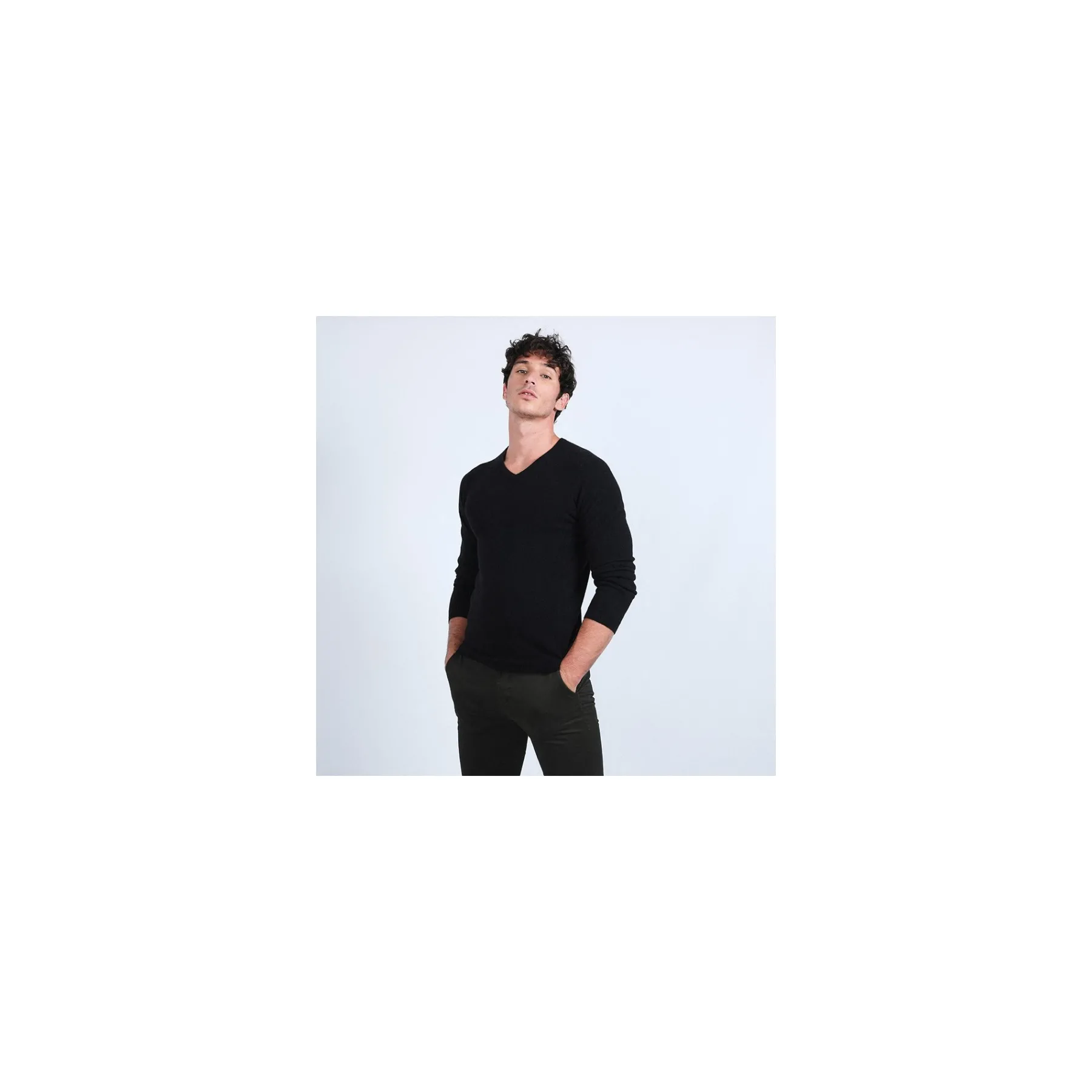 Montagut Pulls-Pull col V en cachemire - Evann 01-Noir