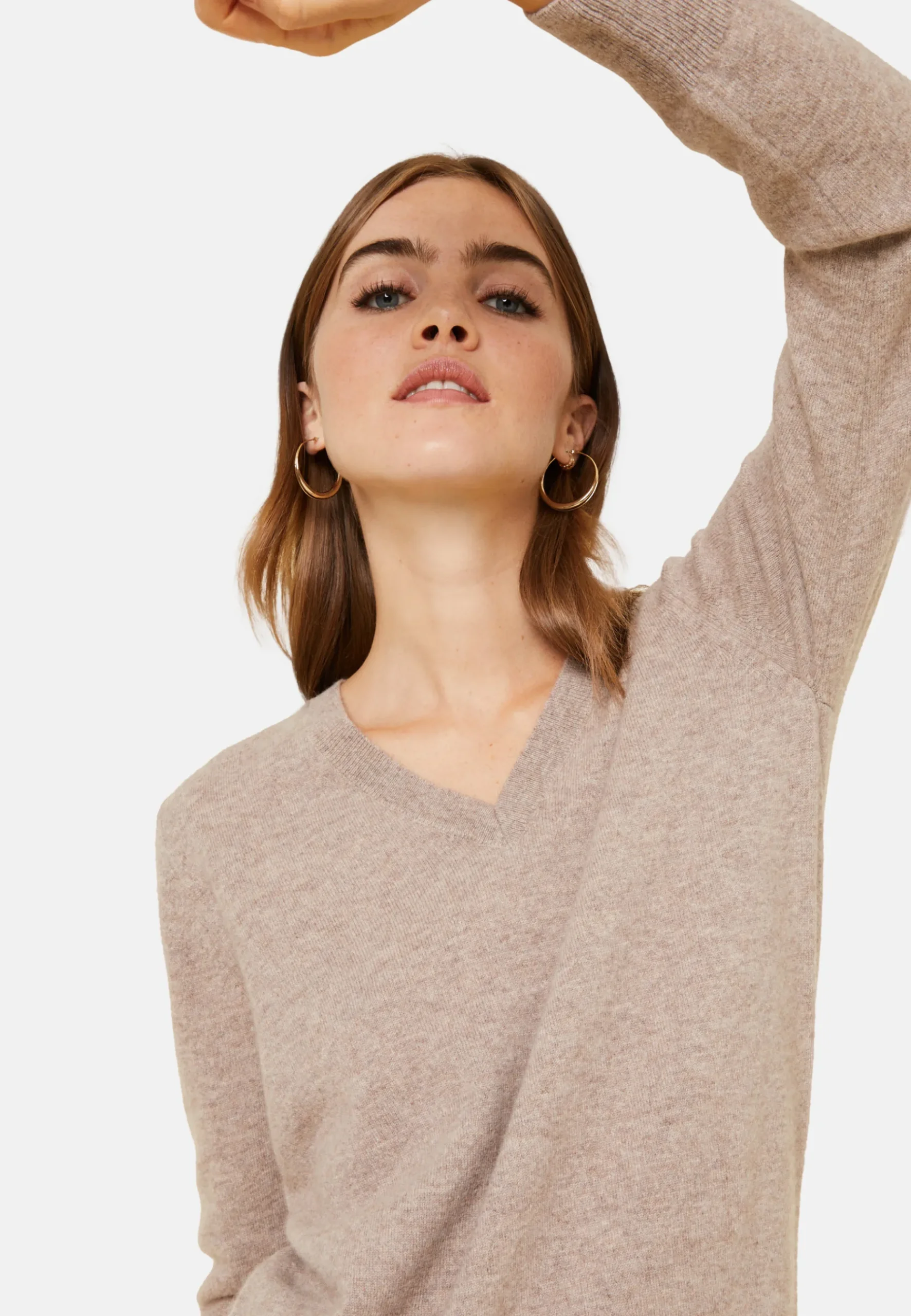 Montagut Les Incontournables-Pull col V en cachemire - Abel 14-Beige foncé