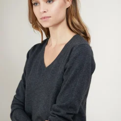 Montagut Les Incontournables-Pull col V en cachemire - Abel 10-Gris foncé