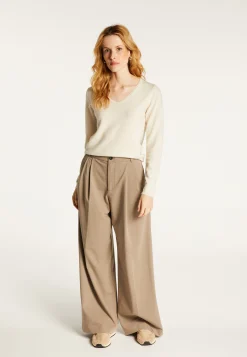 Montagut Les Incontournables-Pull col V en cachemire - Bijou 82-Ecru