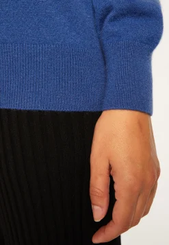 Montagut Les Incontournables-Pull col V en cachemire - Abel 48-Bleu roi
