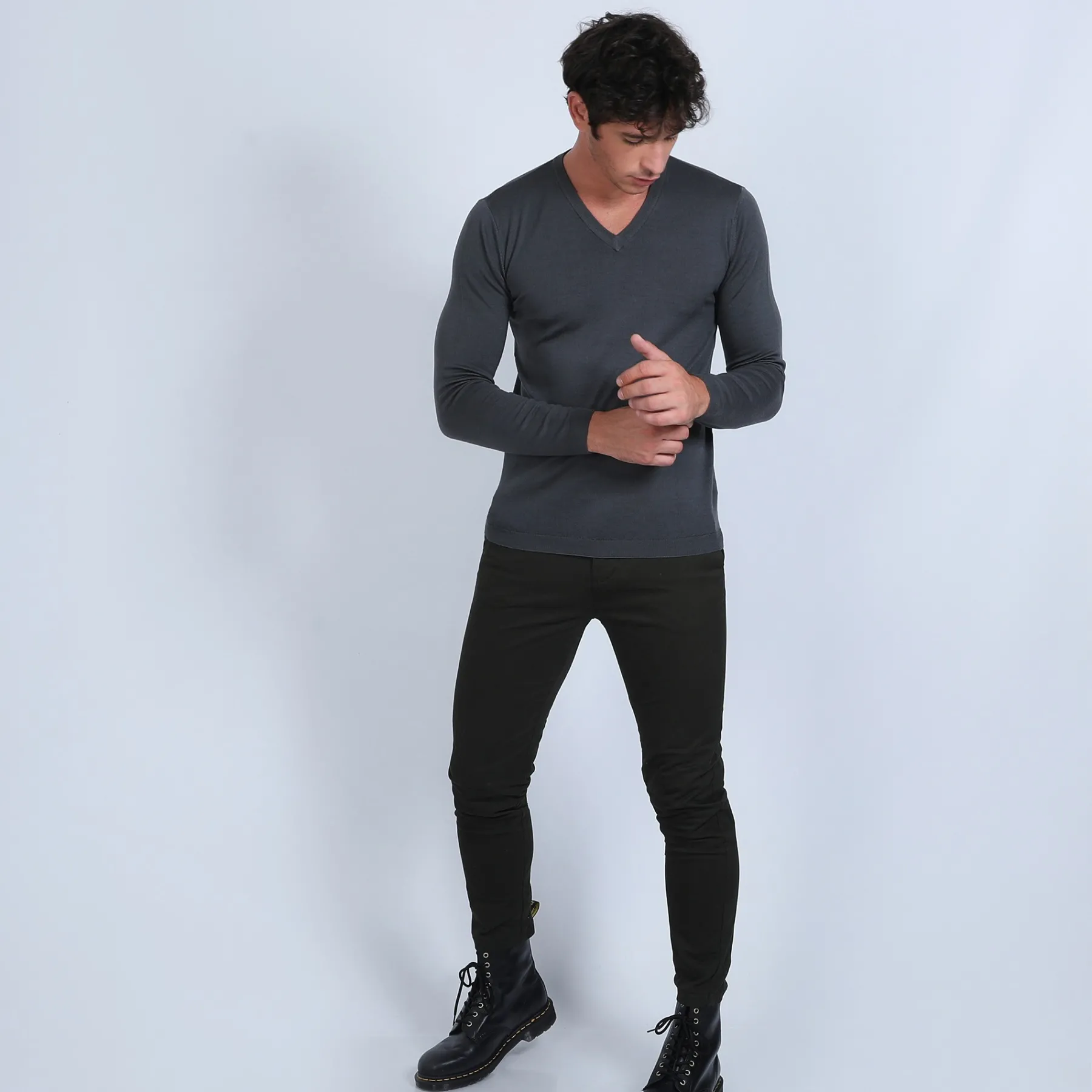Montagut Pulls-Pull col V en laine mérinos - Elmo 10-Gris foncé