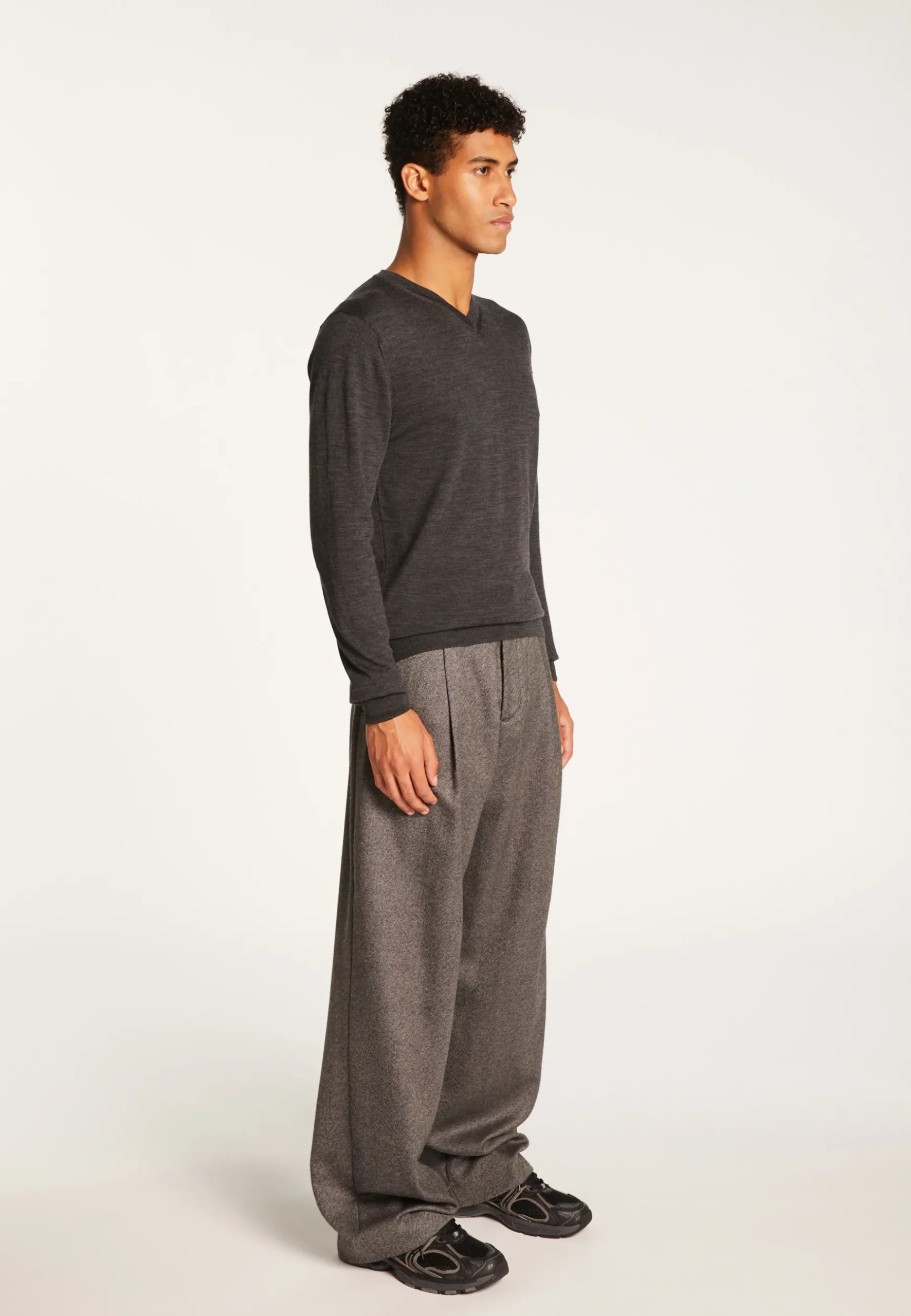 Montagut Pulls-Pull col V en laine mérinos - Elmo 10-Gris foncé