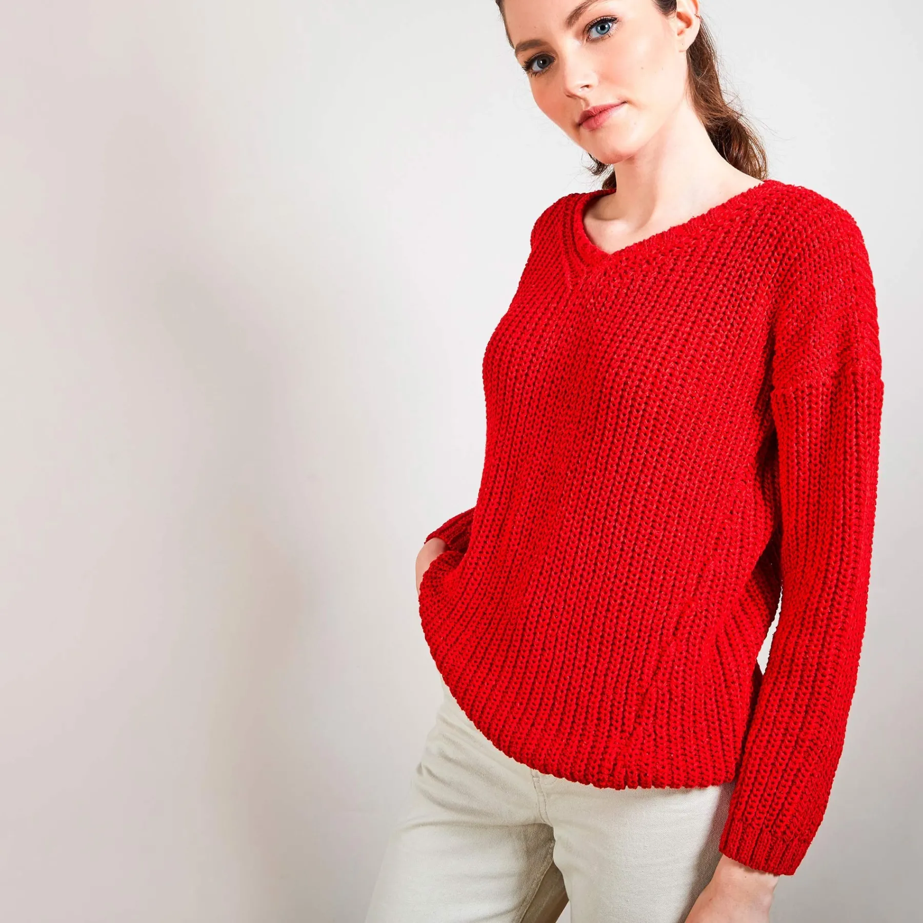 Montagut Pulls-Pull col V en maille côtelée - Bulle 52-Rouge