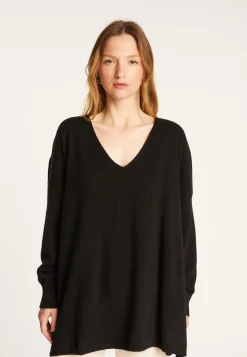 Montagut Les Incontournables-Pull col V oversize en cachemire - Apolline 01-Noir