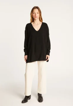 Montagut Les Incontournables-Pull col V oversize en cachemire - Apolline 01-Noir