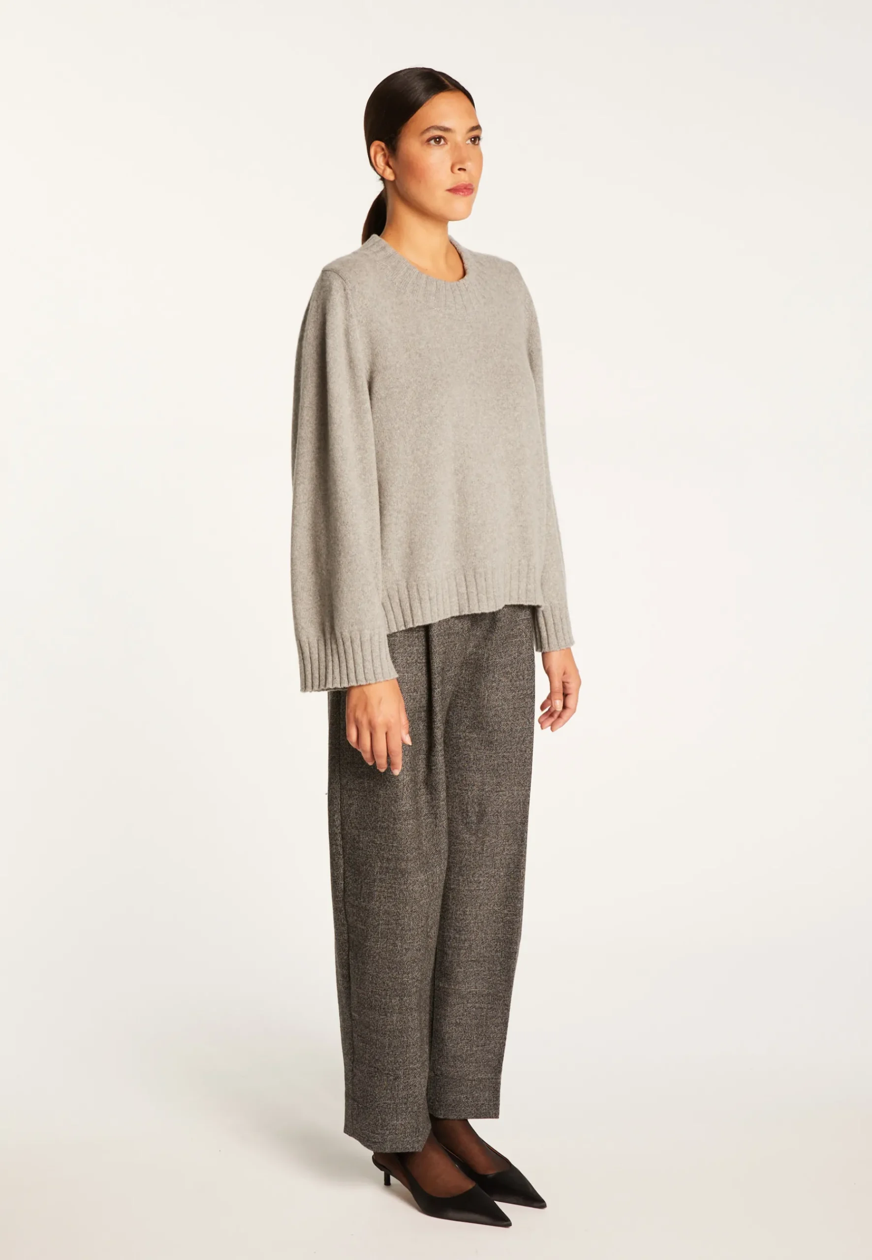 Montagut Les Incontournables-Pull court col rond en cachemire - Vicky 09-Gris moyen