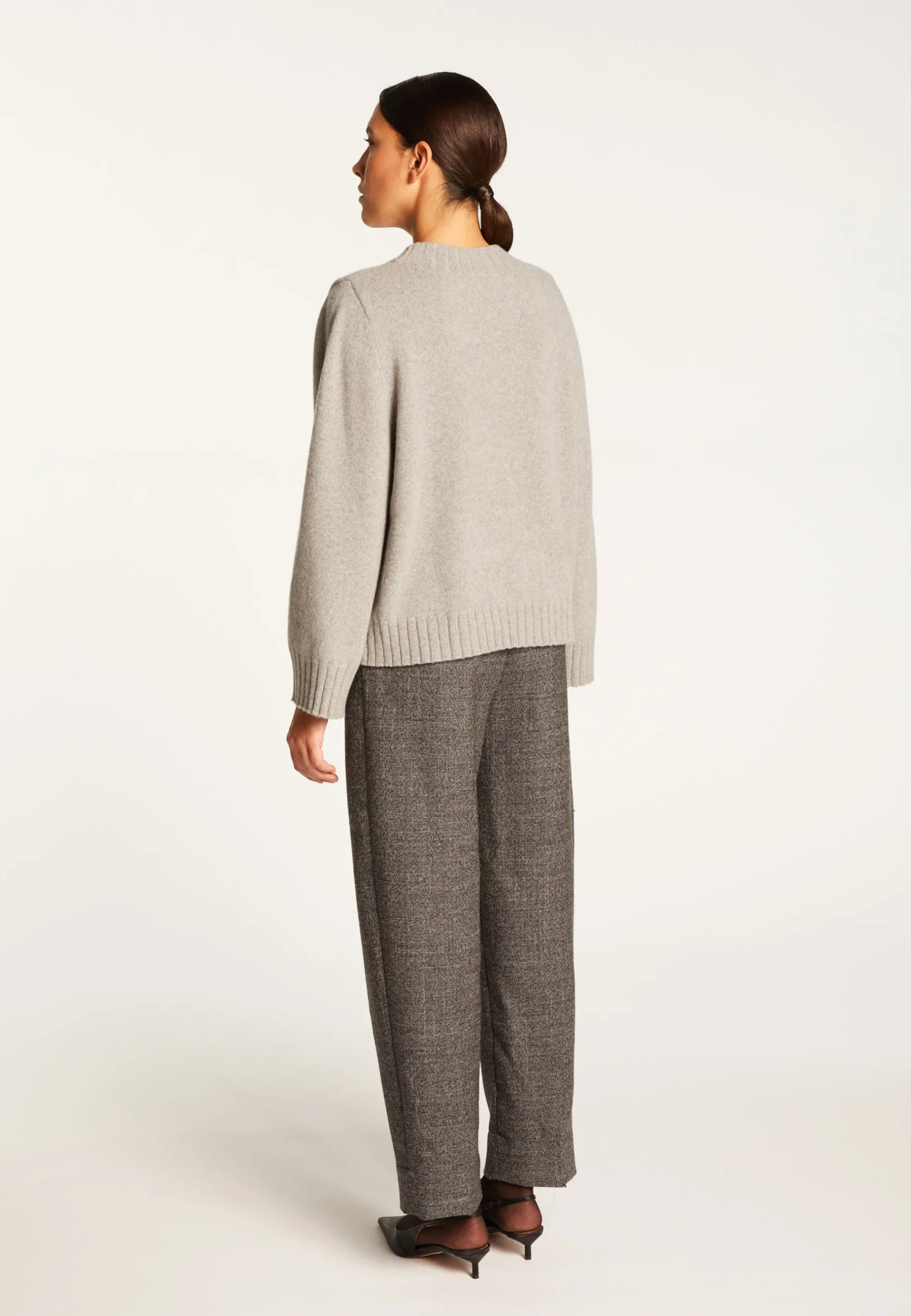 Montagut Les Incontournables-Pull court col rond en cachemire - Vicky 09-Gris moyen