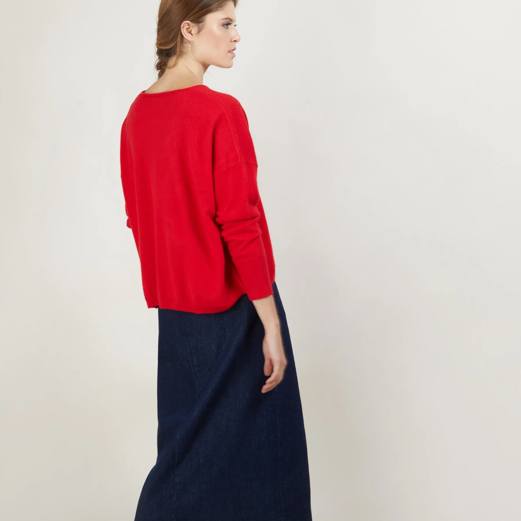 Montagut Pulls-Pull court col V en cachemire avec poches - Balba 52-Rouge