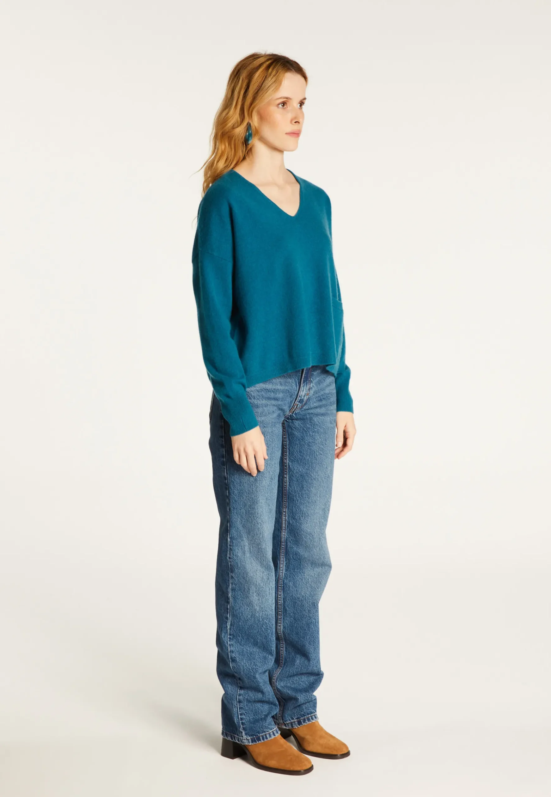Montagut Pulls-Pull court col V en cachemire avec poches - Balba 06-Bleu moyen