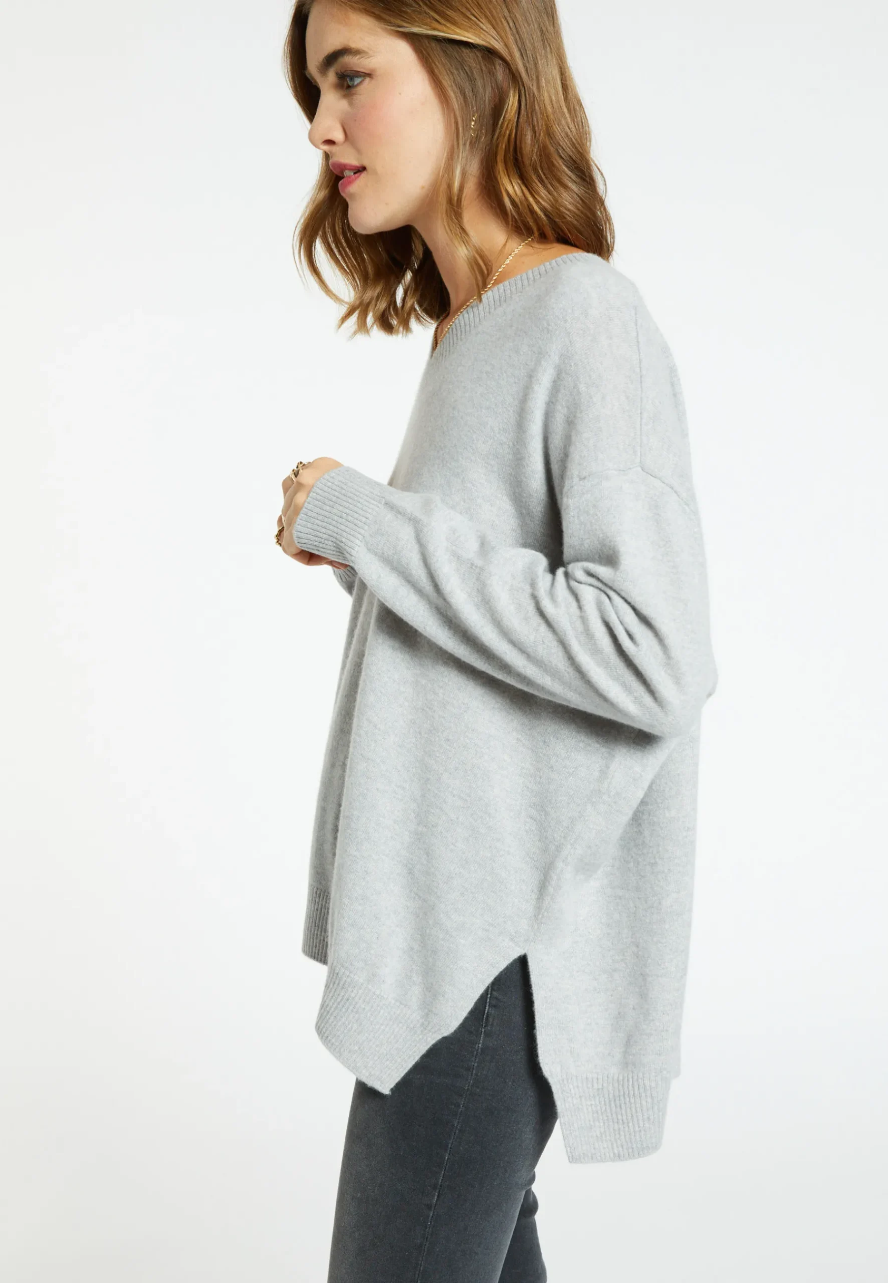 Montagut Les Incontournables-Pull en cachemire col V avec fentes - Brendao 09-Gris moyen
