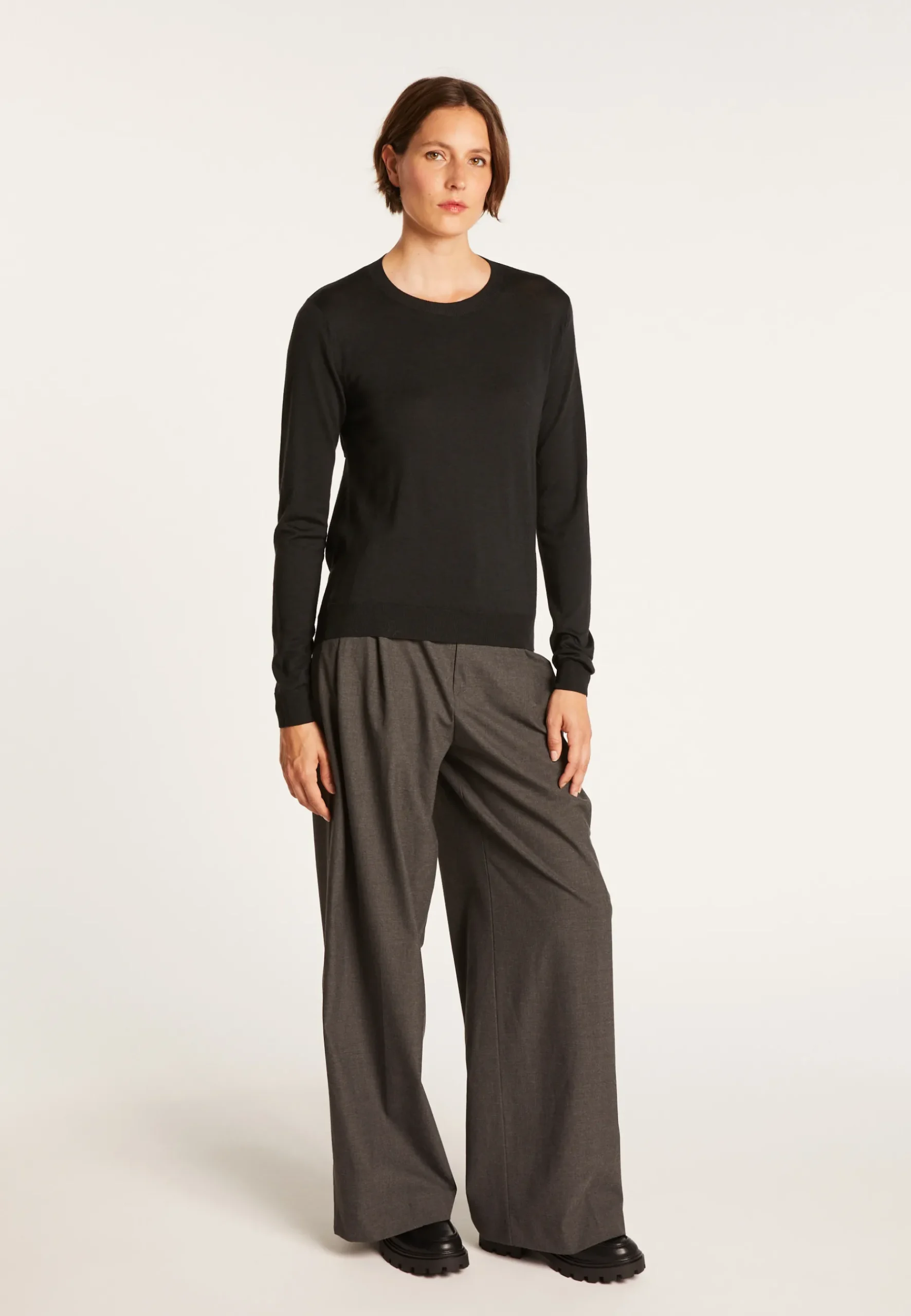 Montagut Pulls-Pull en laine et soie ouverture dos - Embrun 10-Gris foncé
