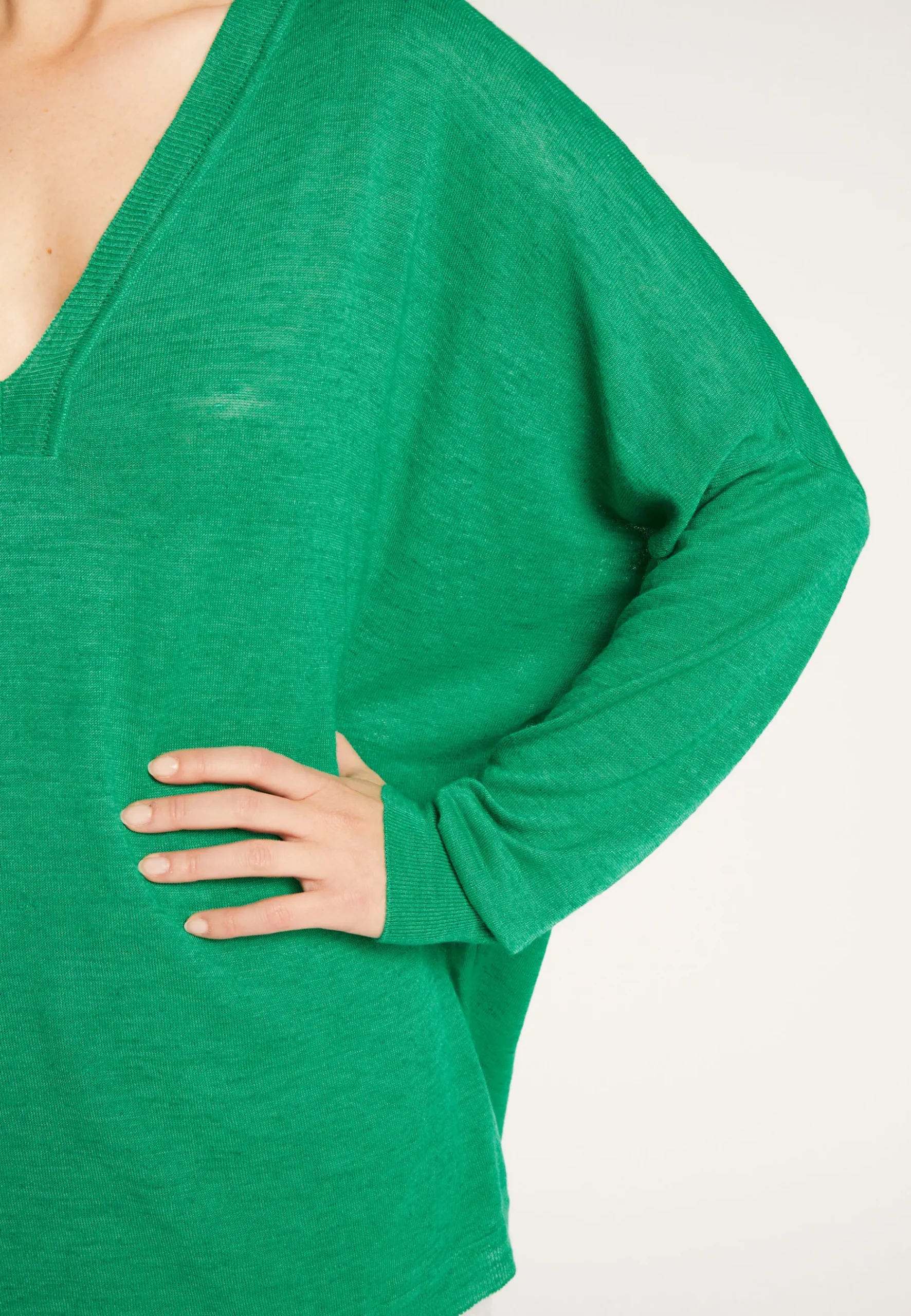 Montagut T-Shirts Et Débardeurs-T-shirt ample col v en lin flammé - Beja 22-Vert moyen