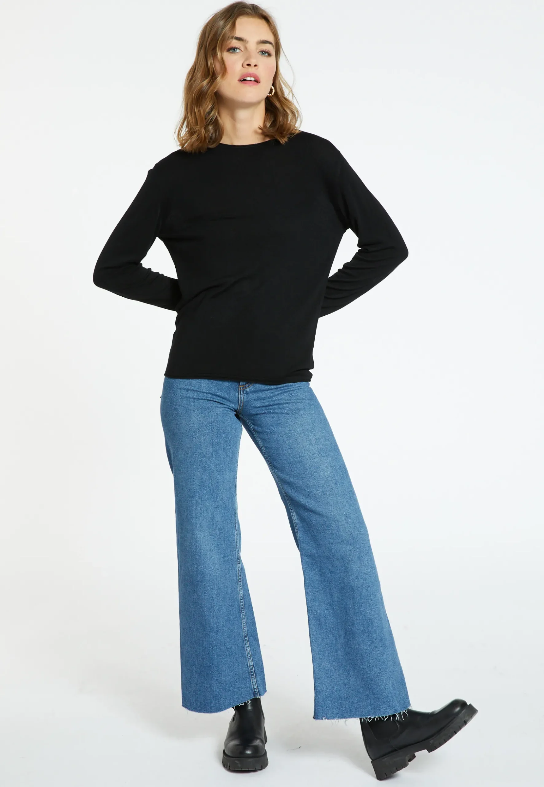Montagut Les Incontournables-T-shirt col rond en fibre de bambou cachemire - Aelia 01-Noir