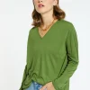 Montagut Les Incontournables-T-shirt col V en fibre de bambou cachemire - Aeline 83-Kaki