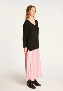 Montagut Les Incontournables-T-shirt col V en fibre de bambou cachemire - Aeline 01-Noir