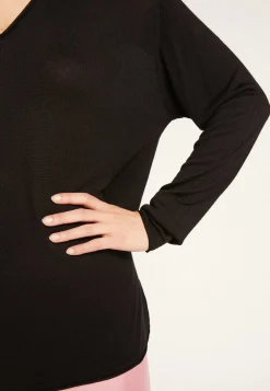 Montagut Les Incontournables-T-shirt col V en fibre de bambou cachemire - Aeline 01-Noir