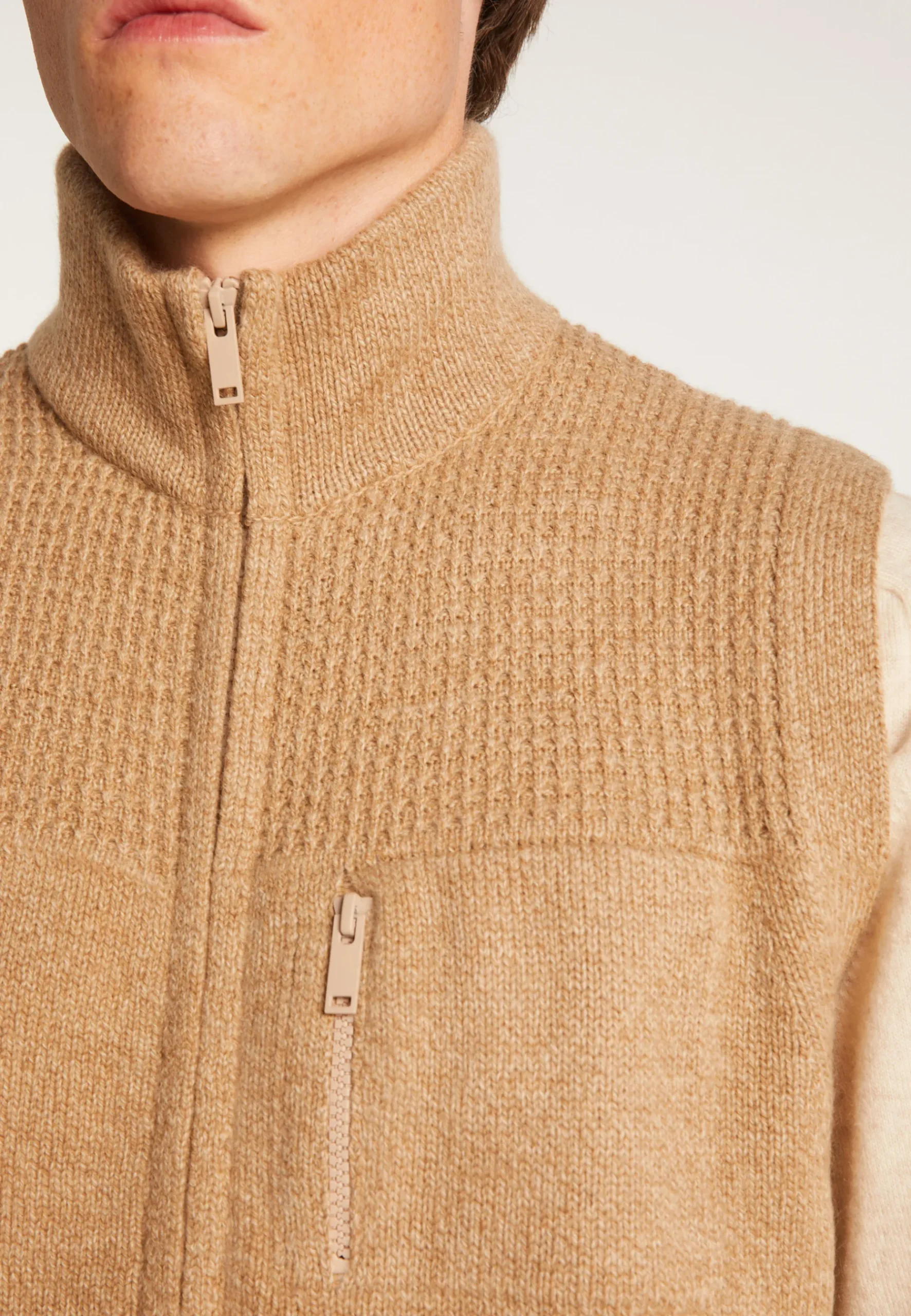 Montagut Vestes Et Cardigans-Veste sans manches en laine et cachemire - Thula 88-Camel